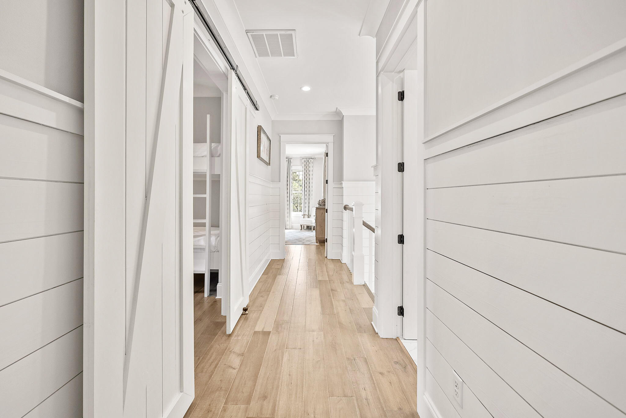 EASTERN LAKE S/D - Residential