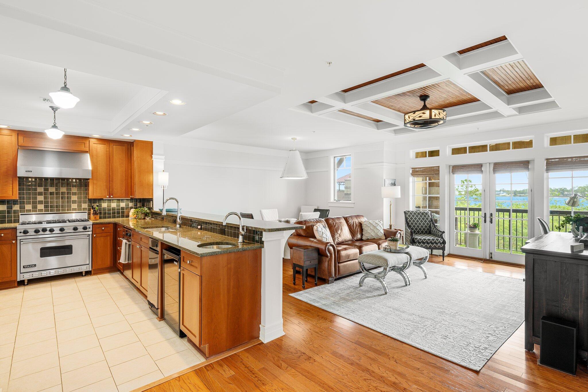 WILD HERON LAKESIDE LODGE - Residential