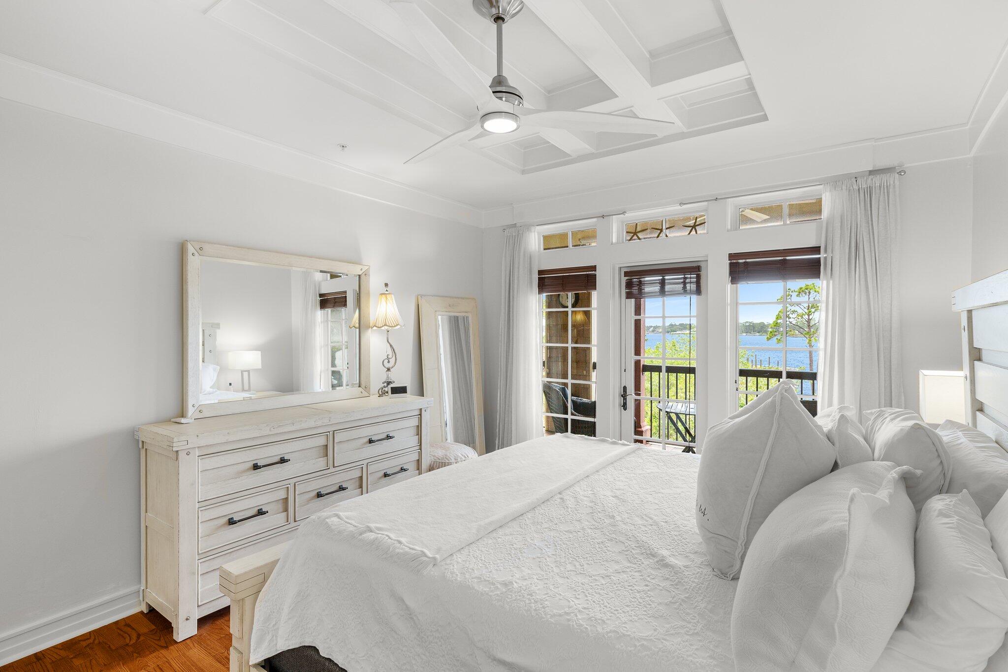 WILD HERON LAKESIDE LODGE - Residential