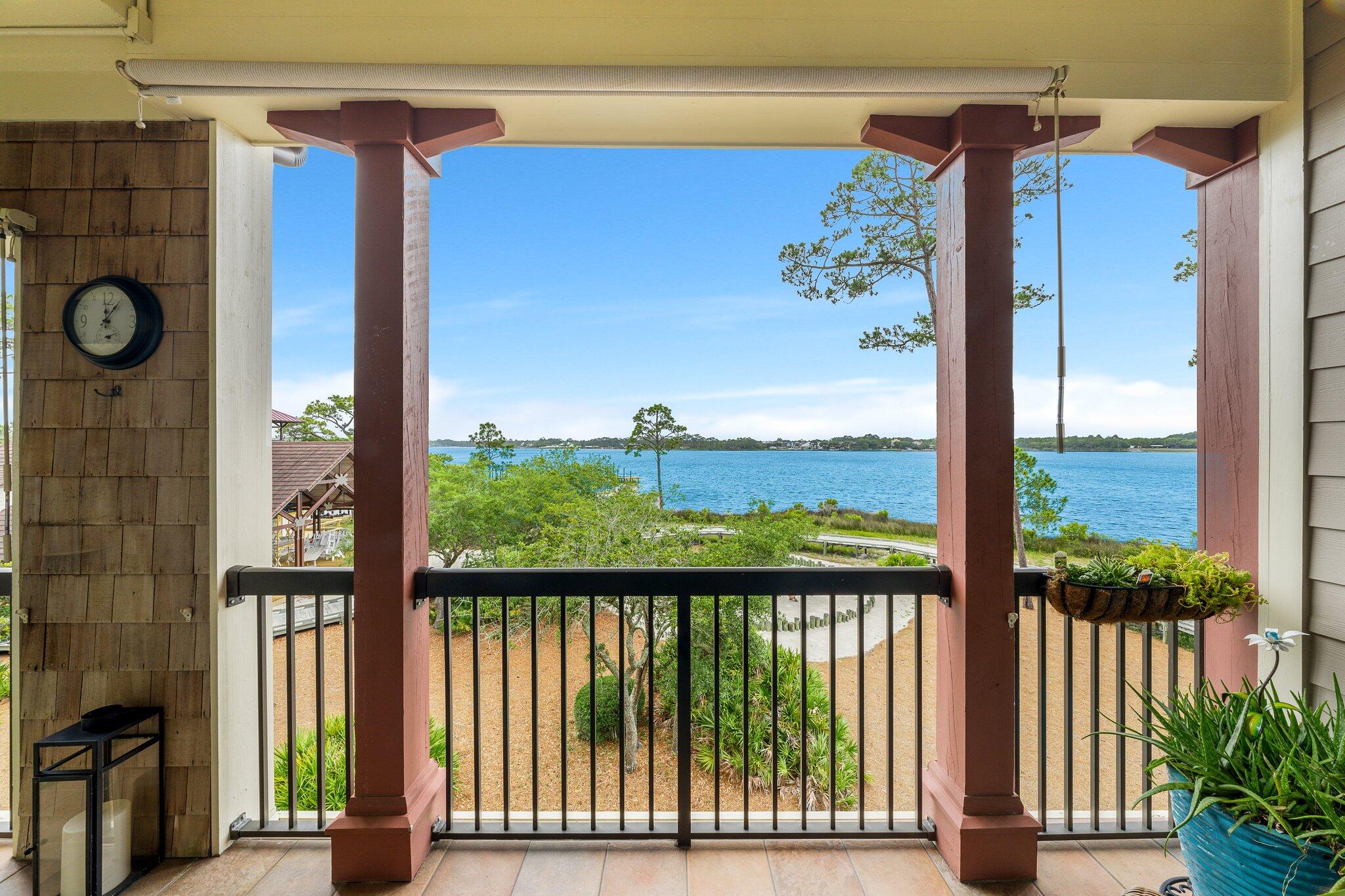 WILD HERON LAKESIDE LODGE - Residential