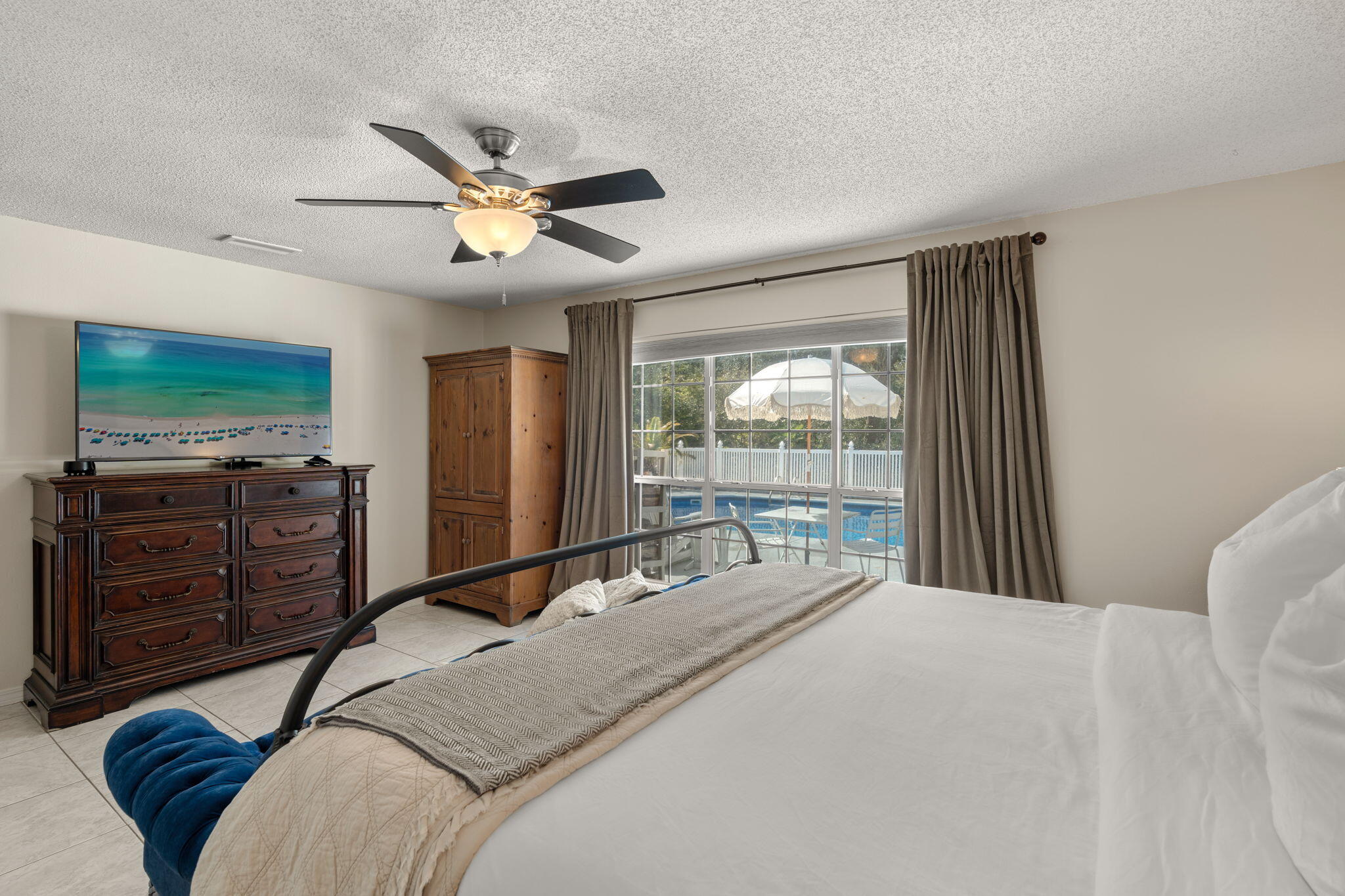 PARKWOOD ESTATES PH 1 BLUEWATER BAY - Residential