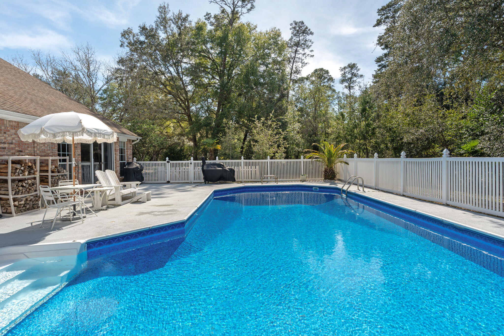 PARKWOOD ESTATES PH 1 BLUEWATER BAY - Residential