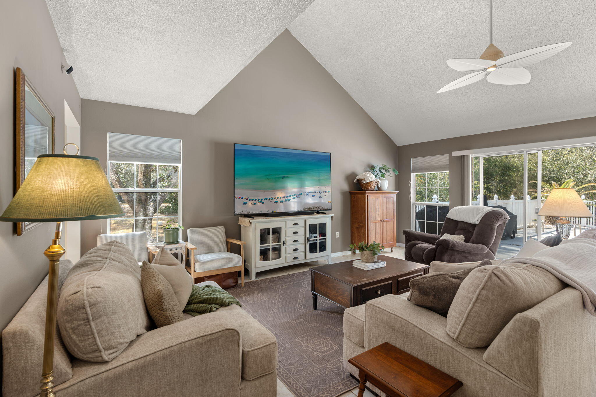 PARKWOOD ESTATES PH 1 BLUEWATER BAY - Residential