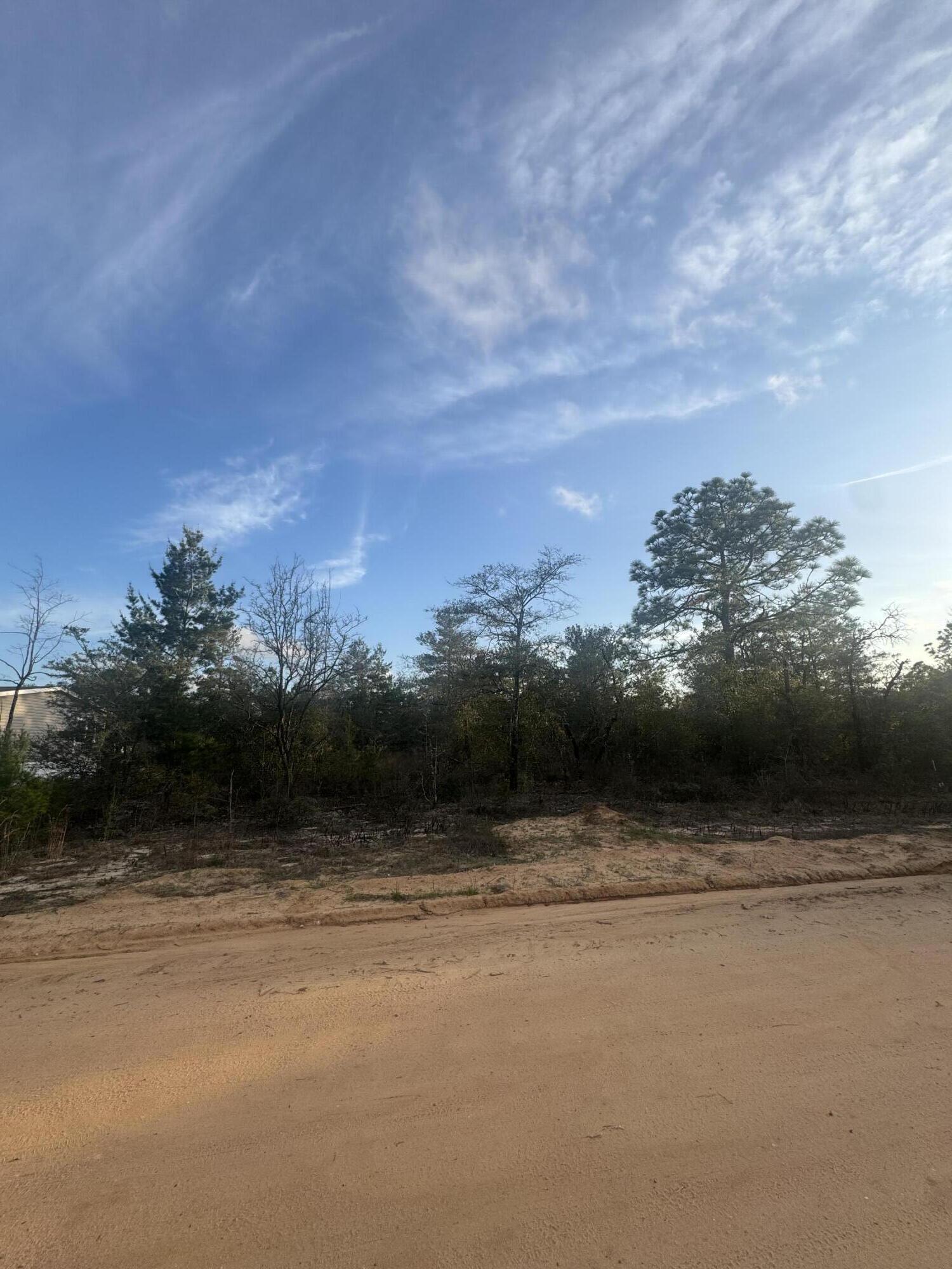 OAKWOOD HILLS - Land