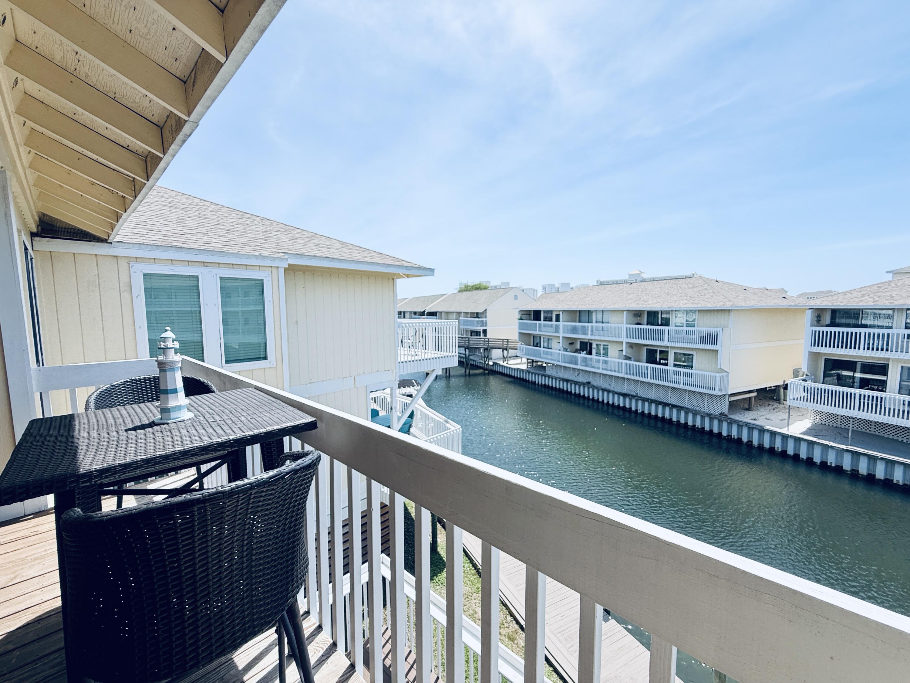 SANDPIPER COVE - Residential