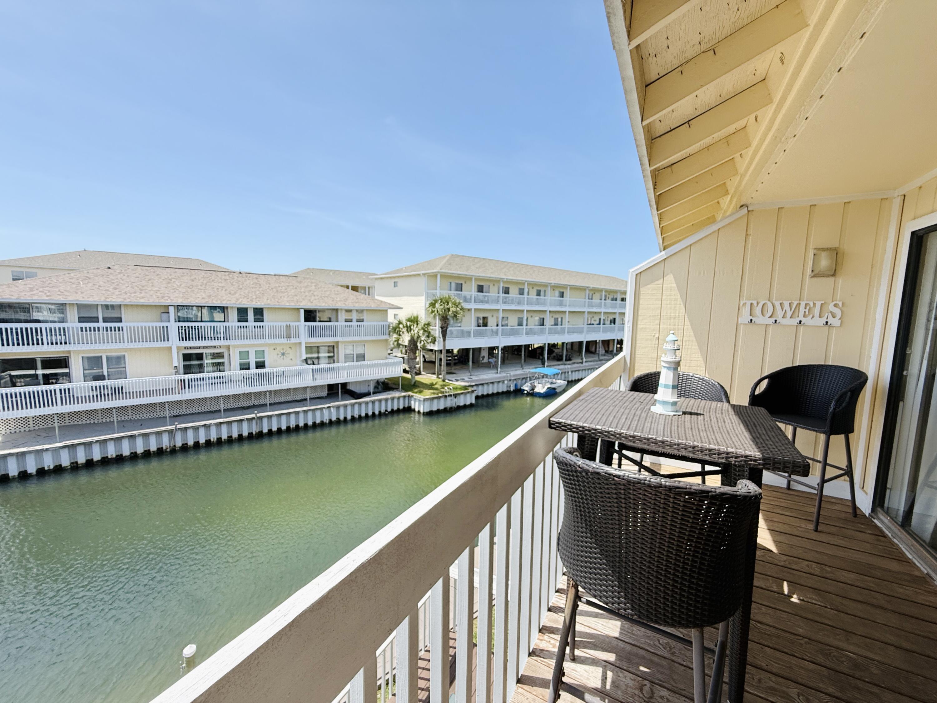 SANDPIPER COVE - Residential