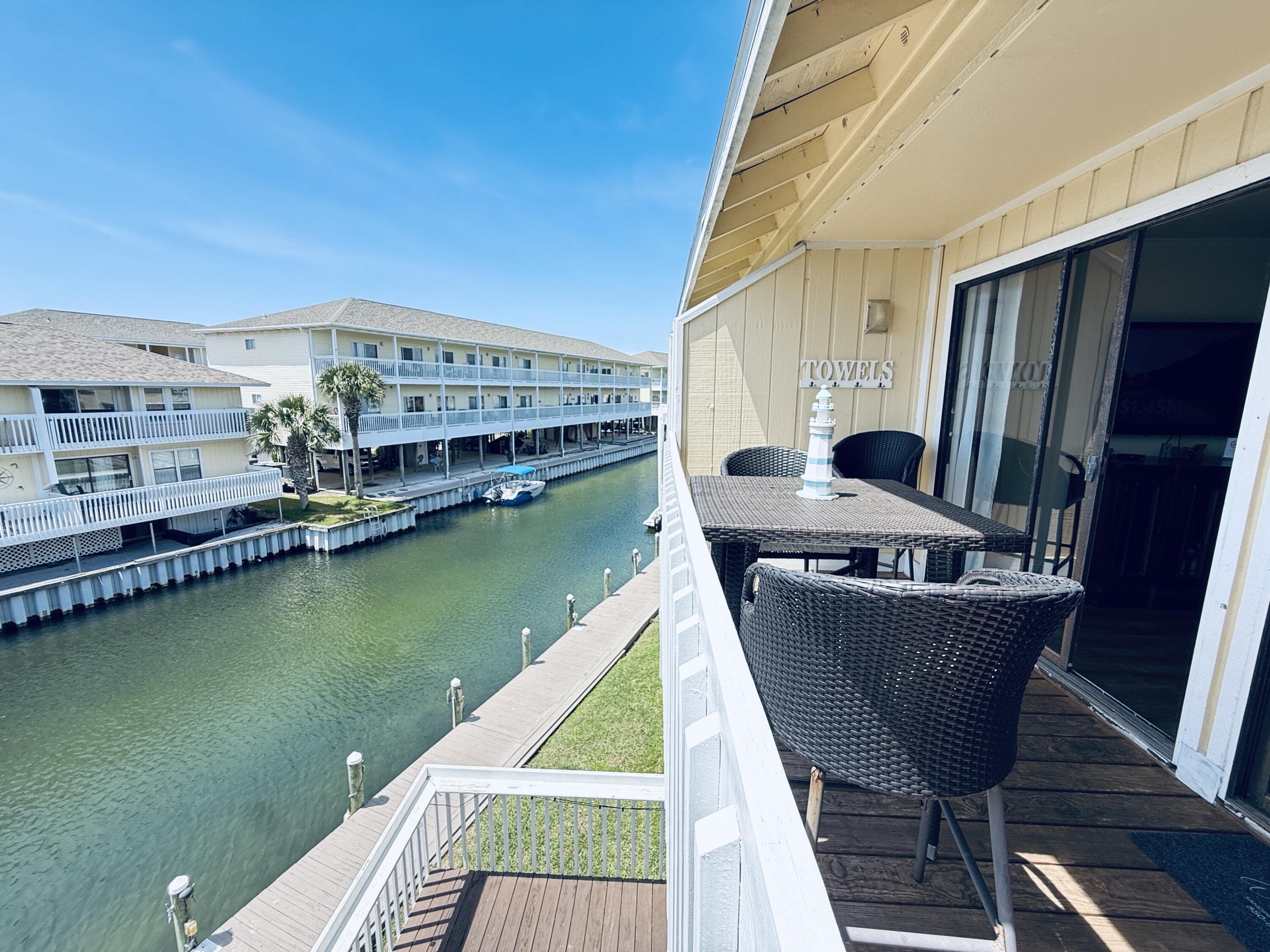 SANDPIPER COVE - Residential