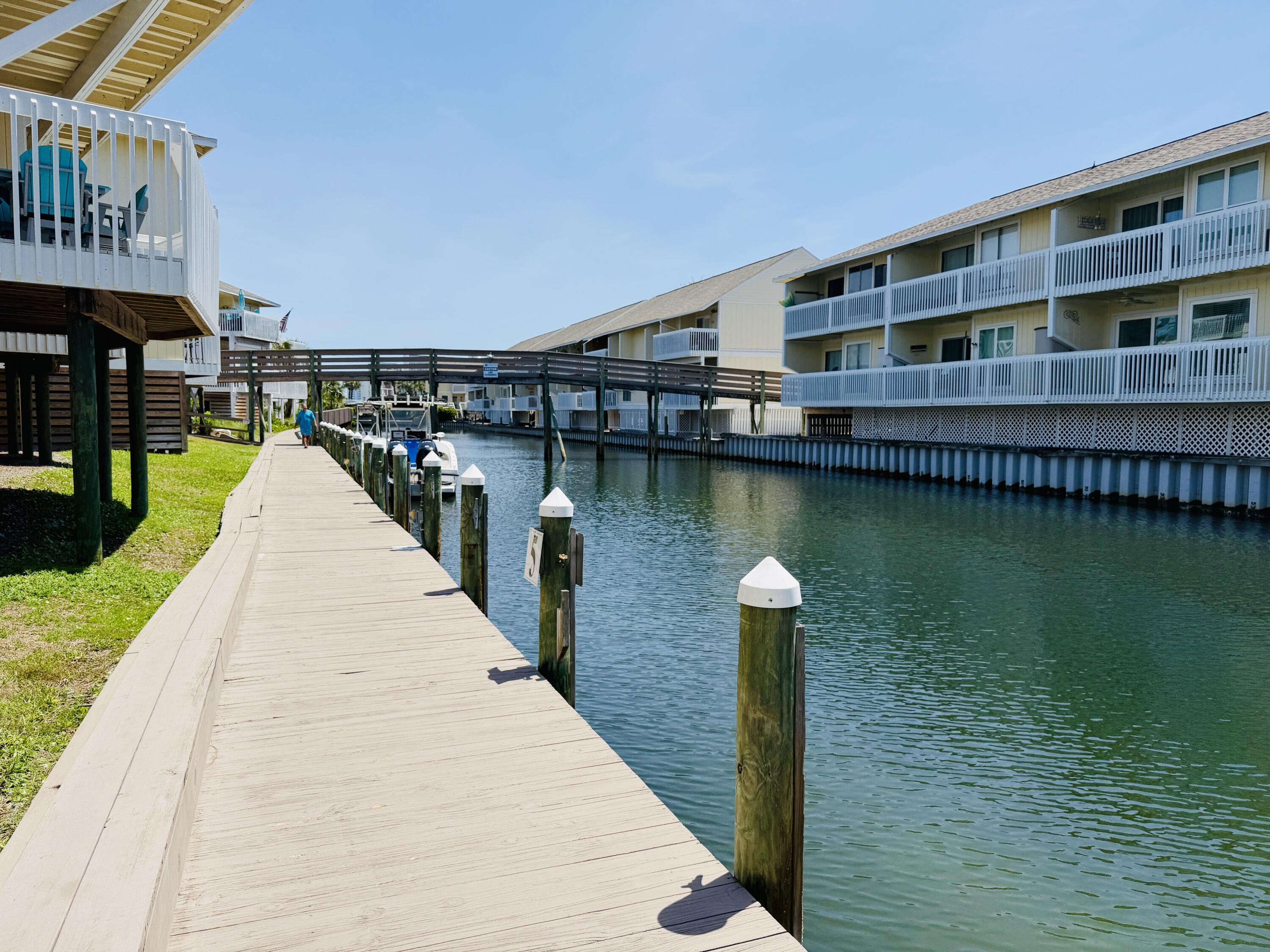 SANDPIPER COVE - Residential