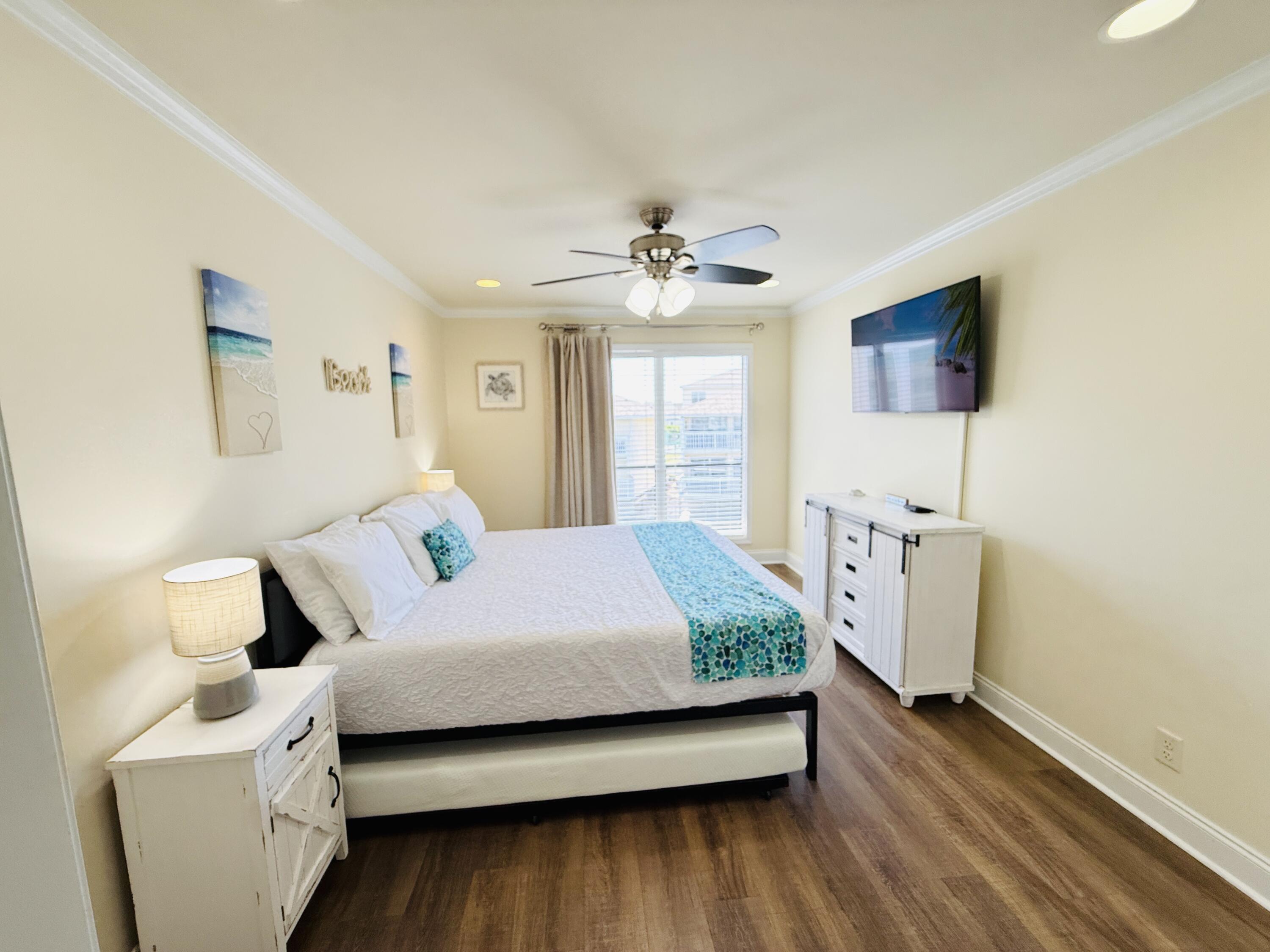 SANDPIPER COVE - Residential