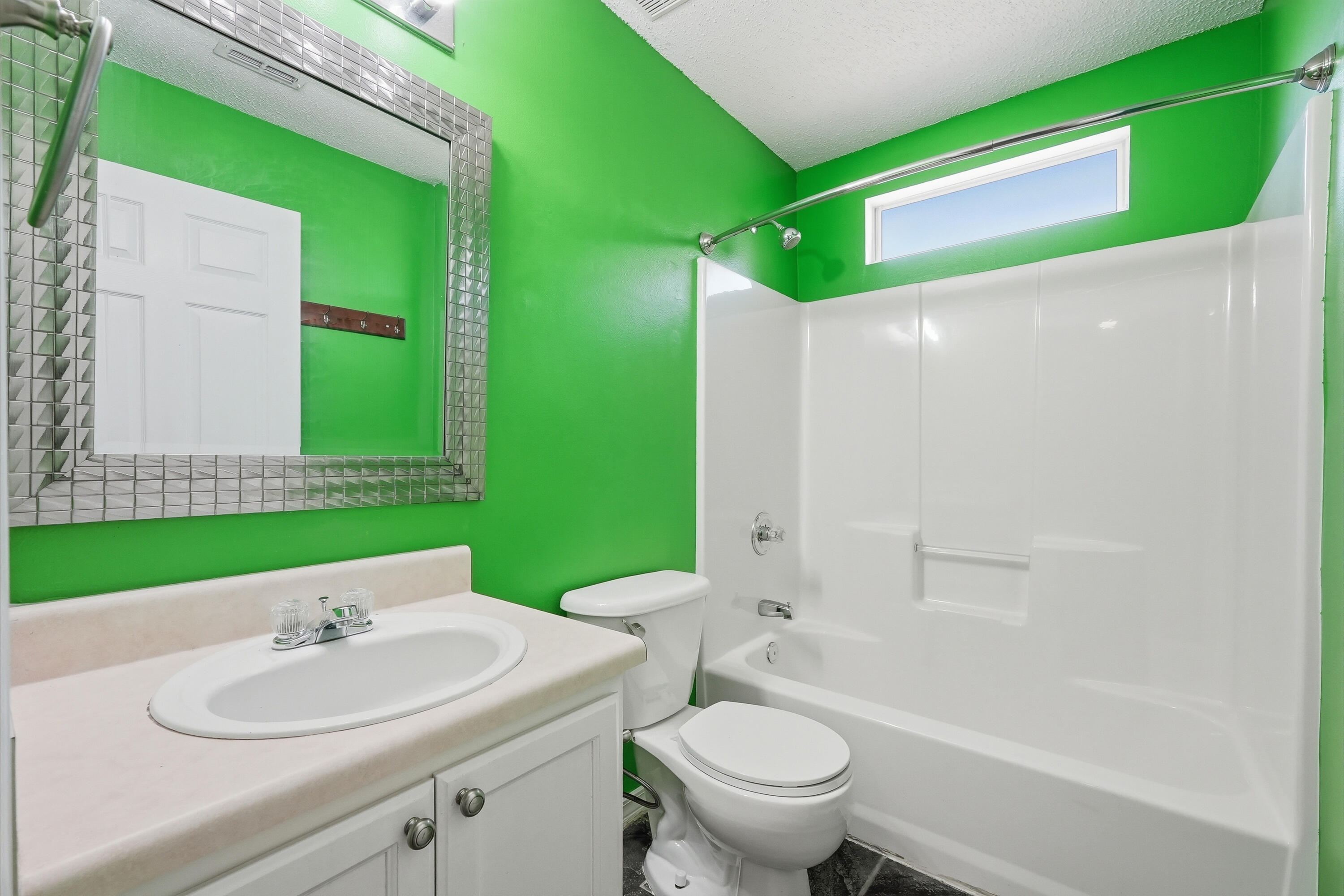 REDSTONE ESTATES - Residential Lease