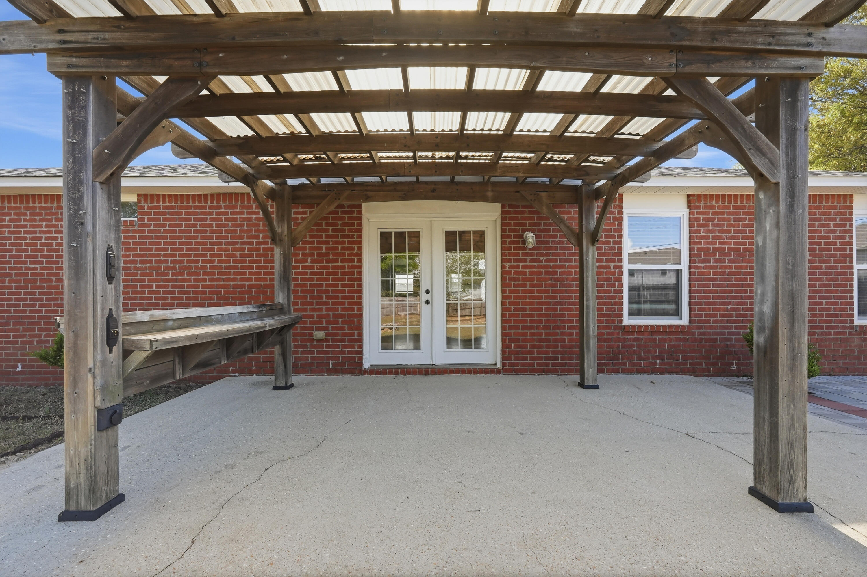 REDSTONE ESTATES - Residential Lease