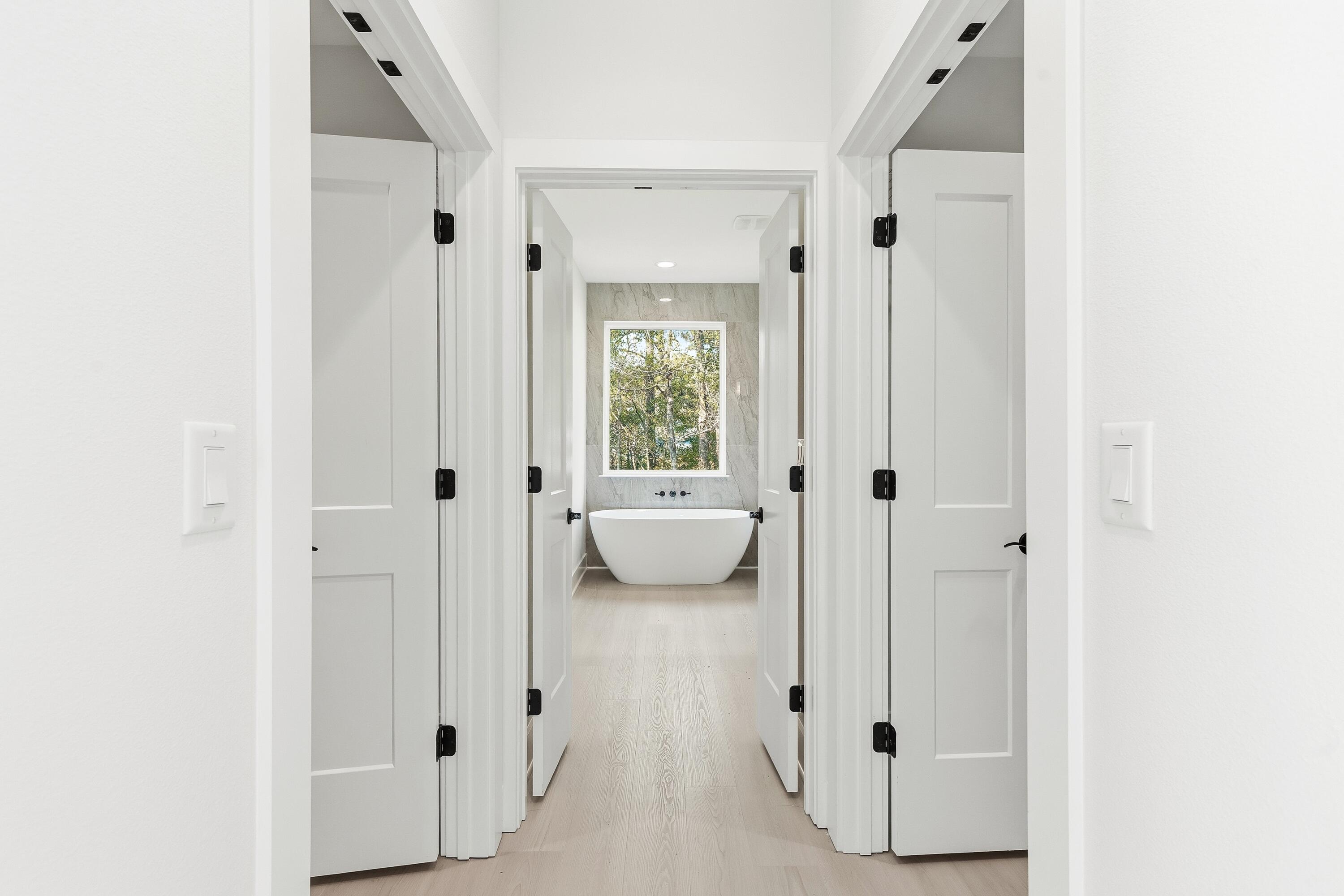 REDFISH POINT - Residential