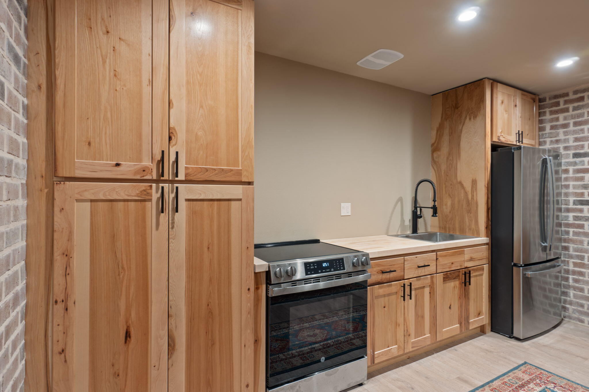 KINCO FARMS LLC - Residential