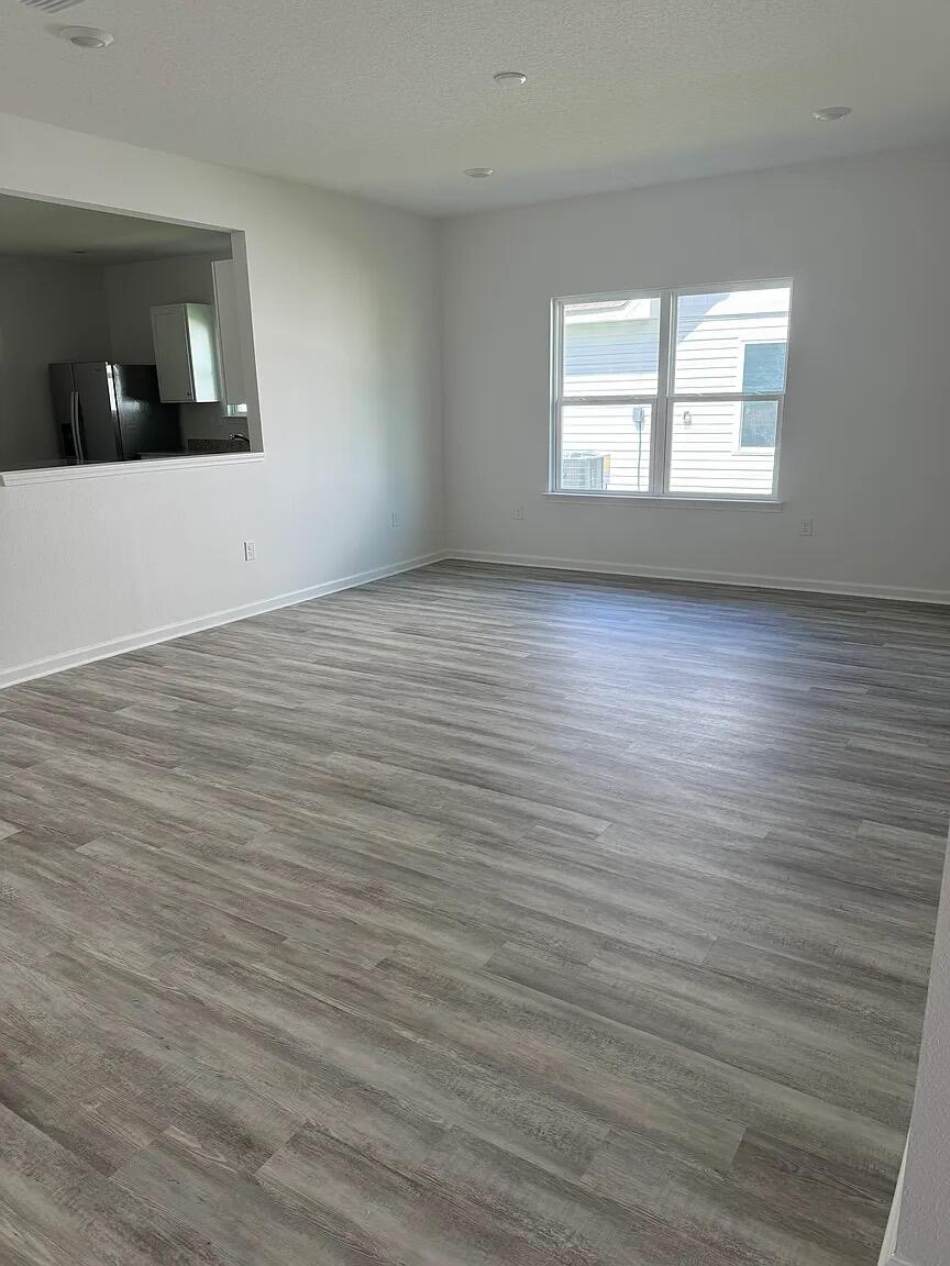 LOT 2 BLK B OWLS HEAD PH 1C PB 25-18 - Residential Lease