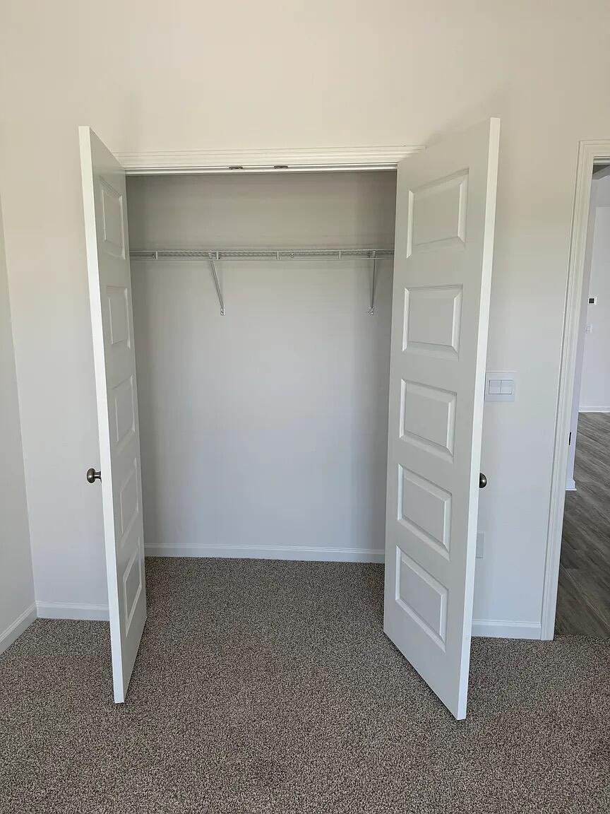 LOT 2 BLK B OWLS HEAD PH 1C PB 25-18 - Residential Lease