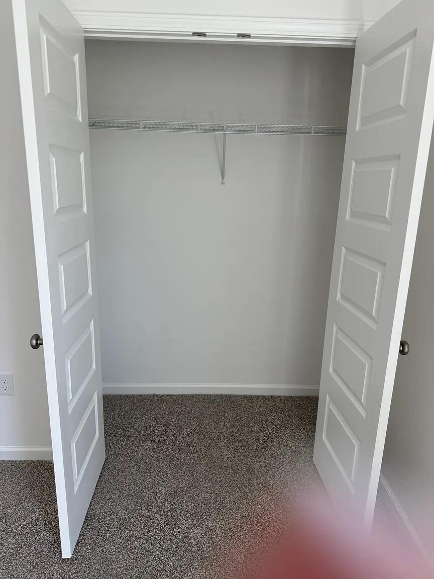 LOT 2 BLK B OWLS HEAD PH 1C PB 25-18 - Residential Lease