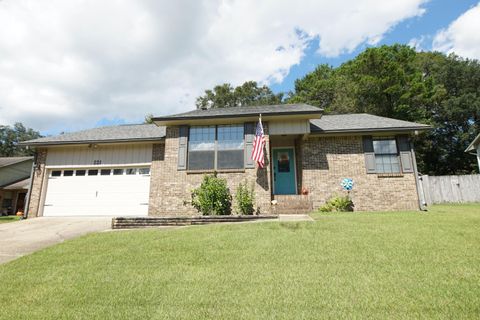 221 Karen Court Niceville FL 32578