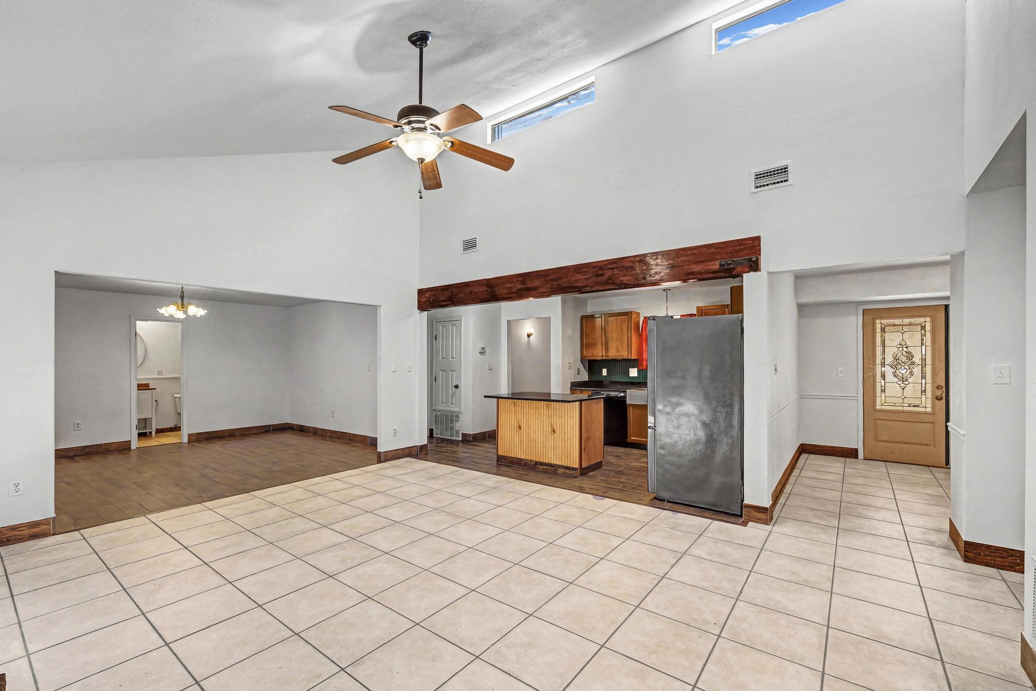 KENNEDY LAKES 1ST ADDN - Residential