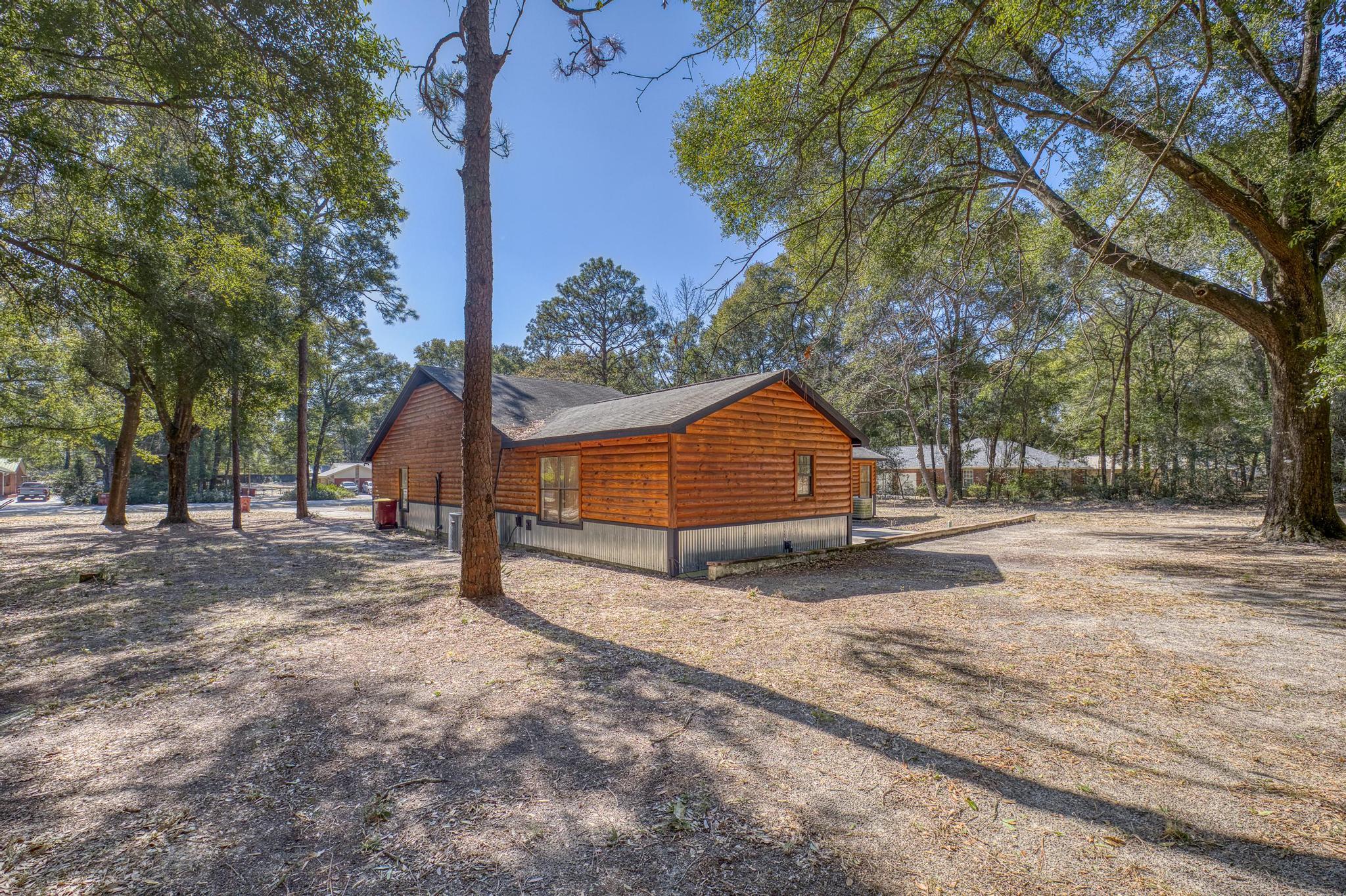 KENNEDY LAKES 1ST ADDN - Residential