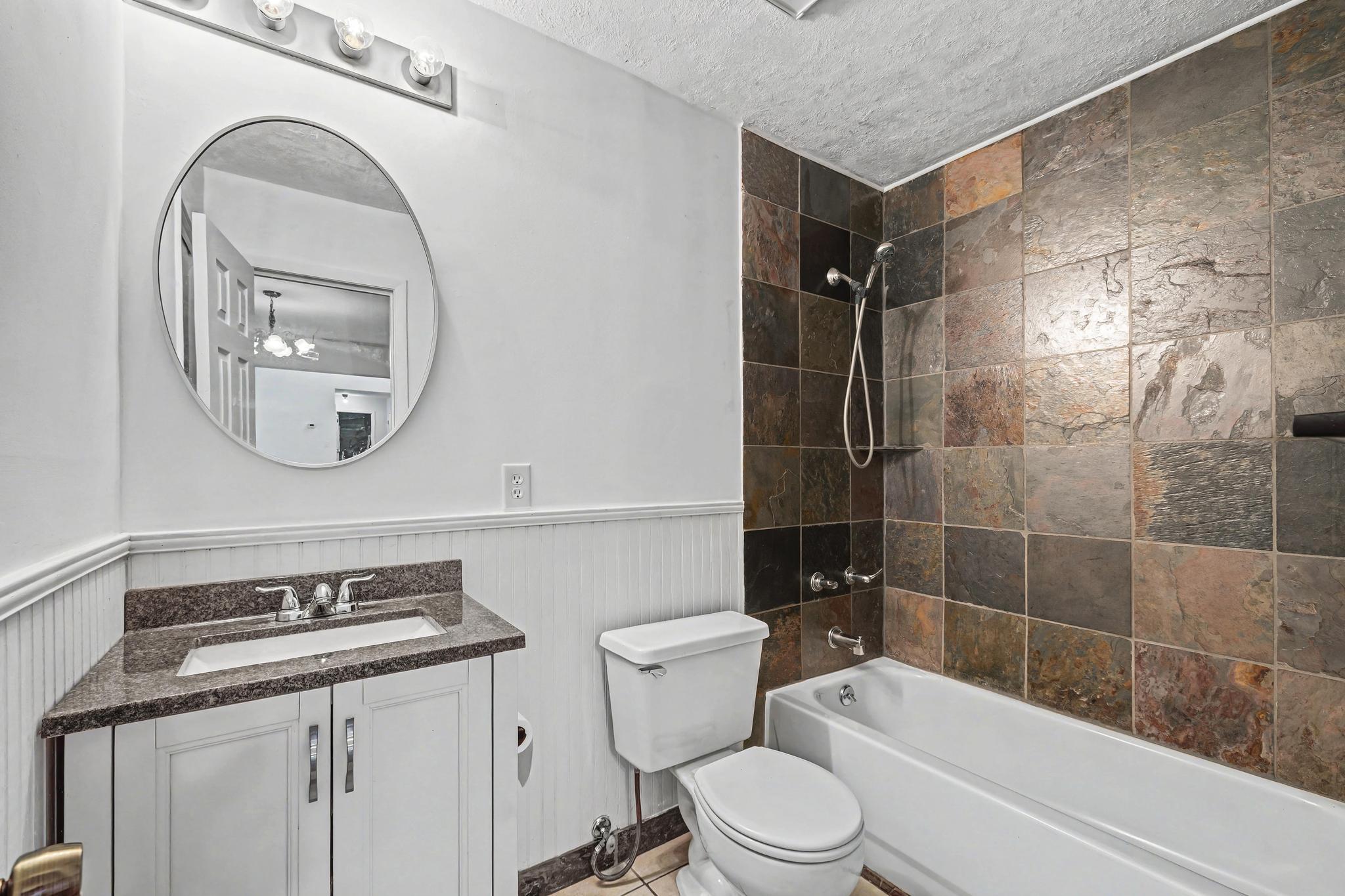 KENNEDY LAKES 1ST ADDN - Residential