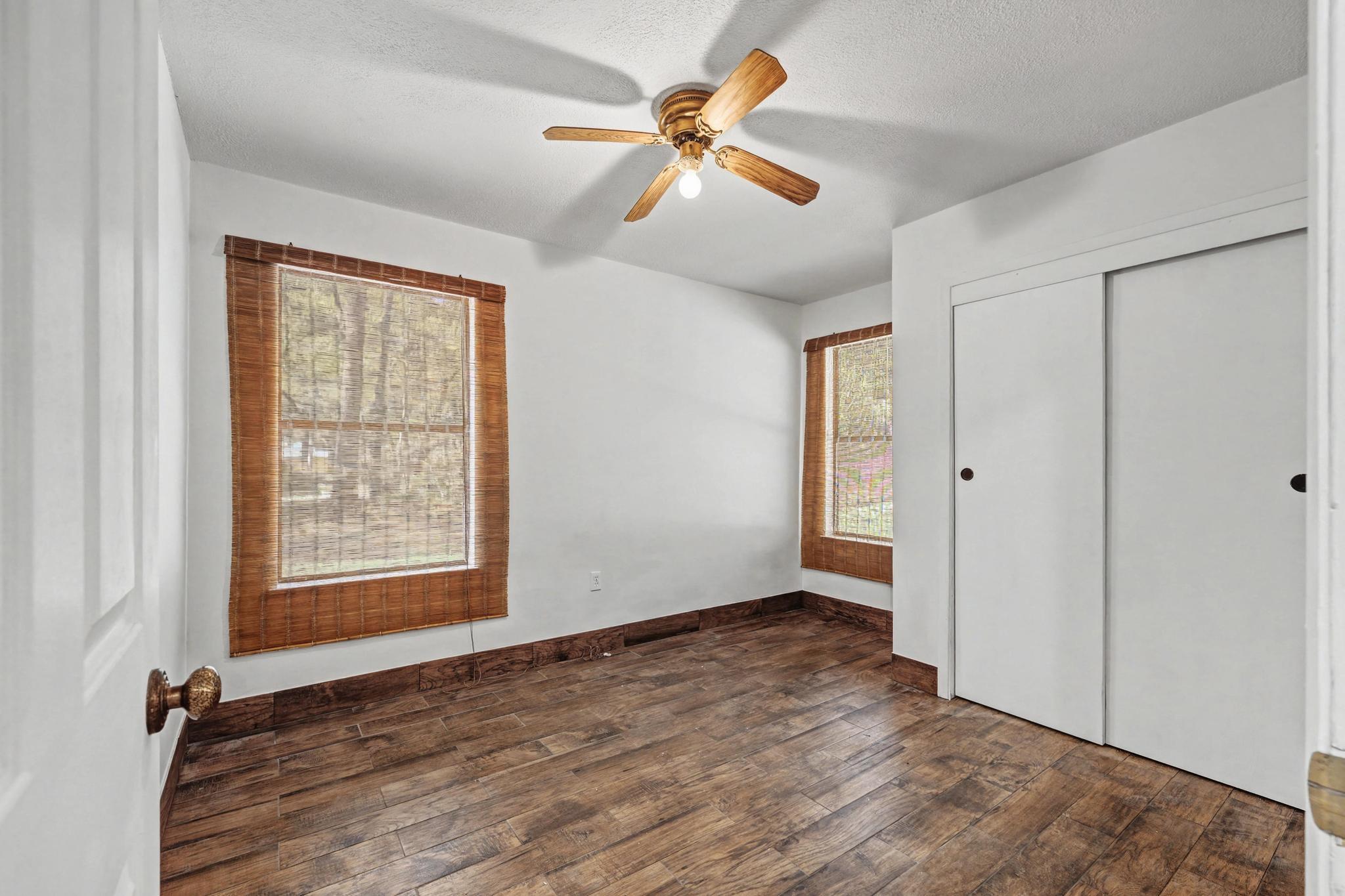 KENNEDY LAKES 1ST ADDN - Residential