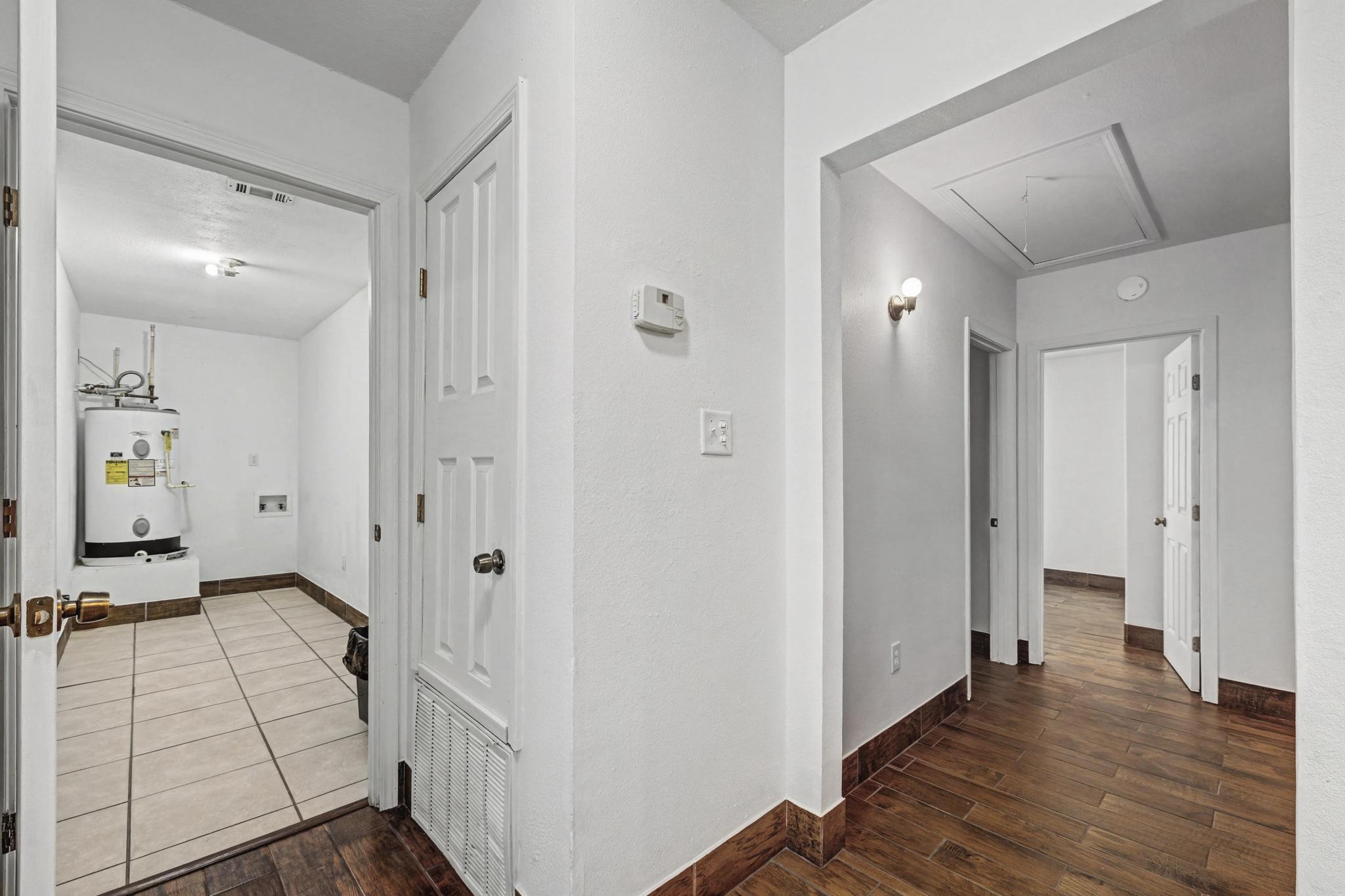 KENNEDY LAKES 1ST ADDN - Residential