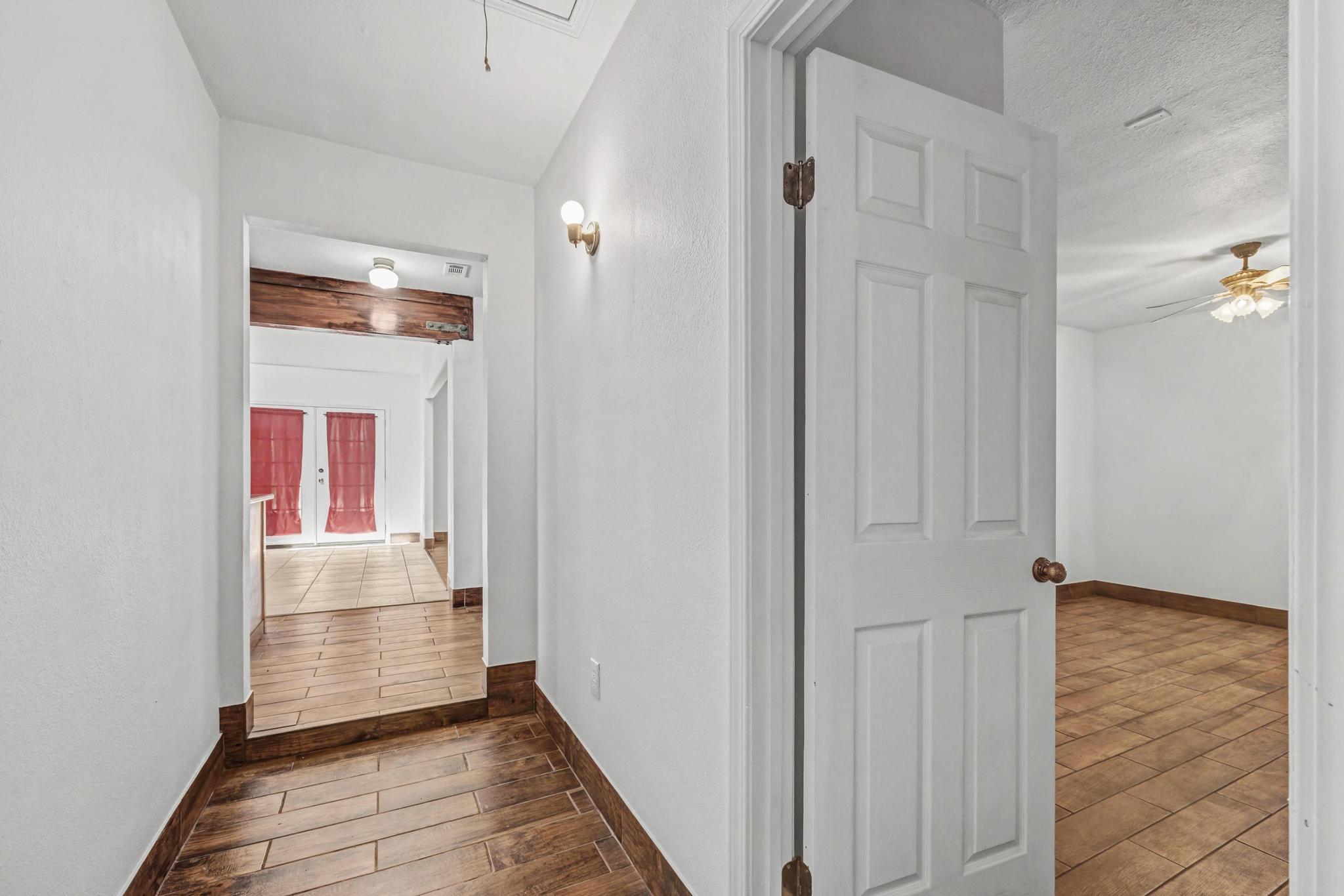 KENNEDY LAKES 1ST ADDN - Residential