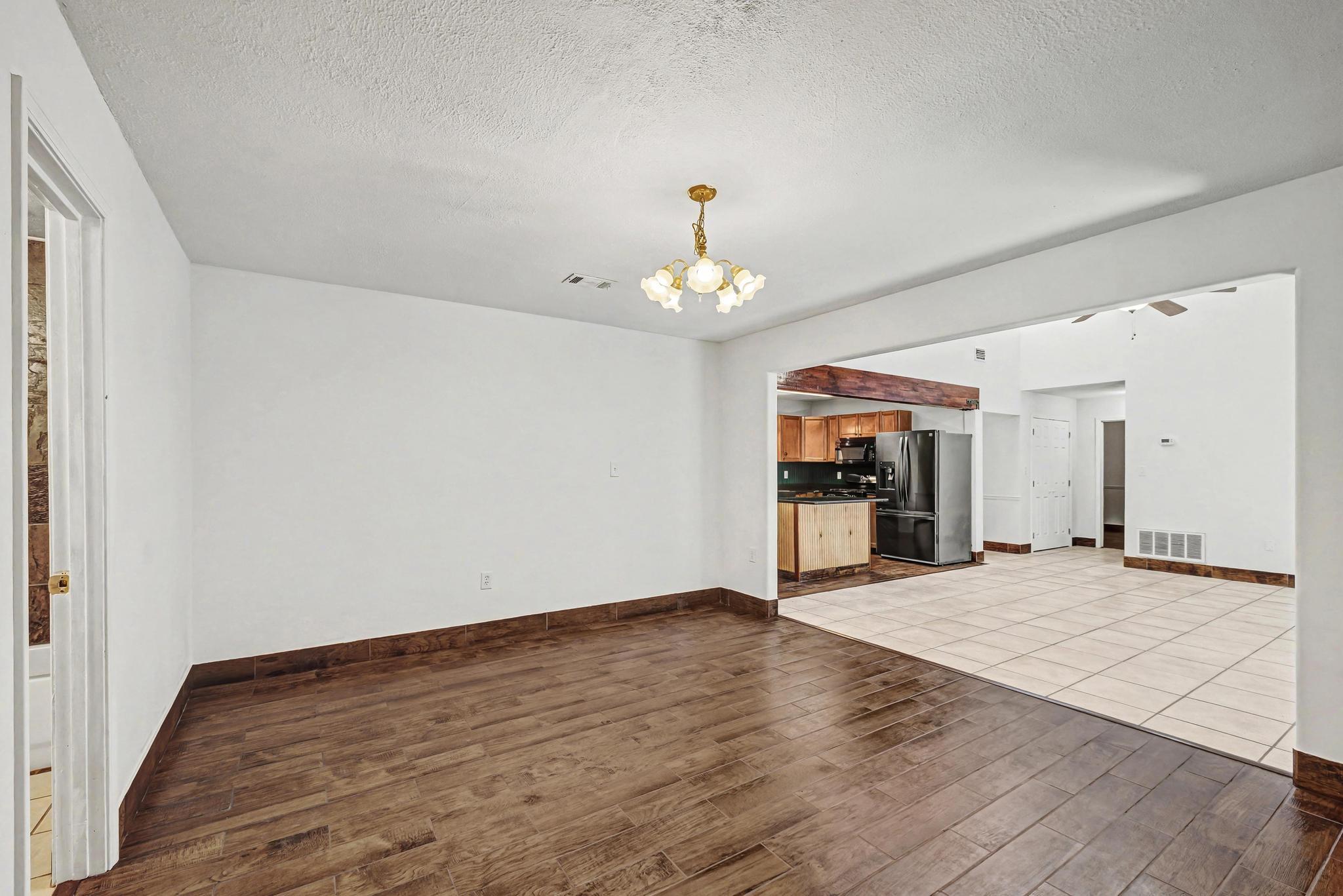 KENNEDY LAKES 1ST ADDN - Residential