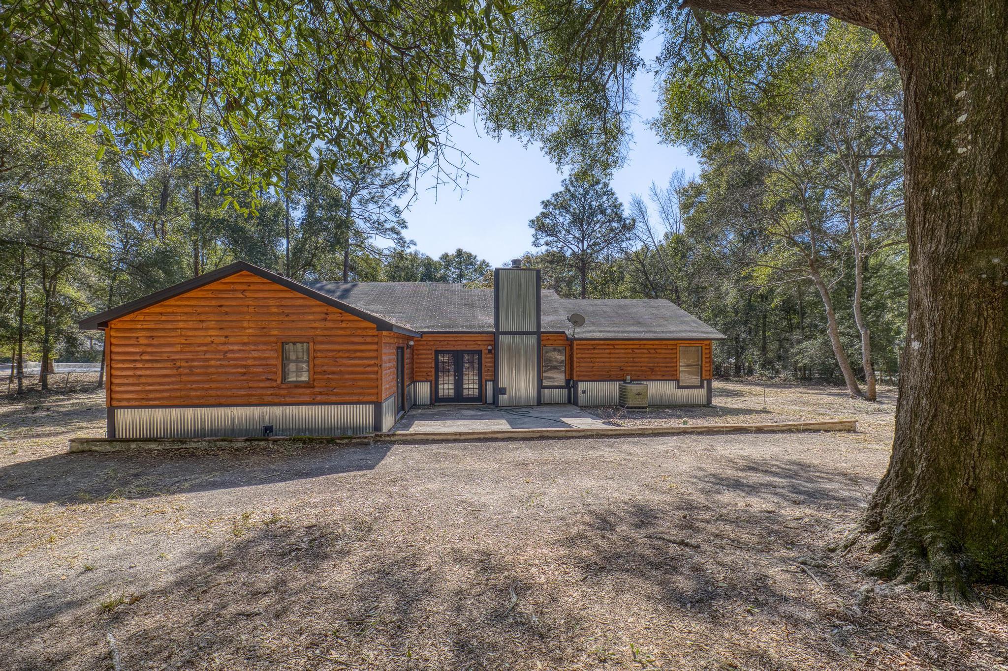 KENNEDY LAKES 1ST ADDN - Residential