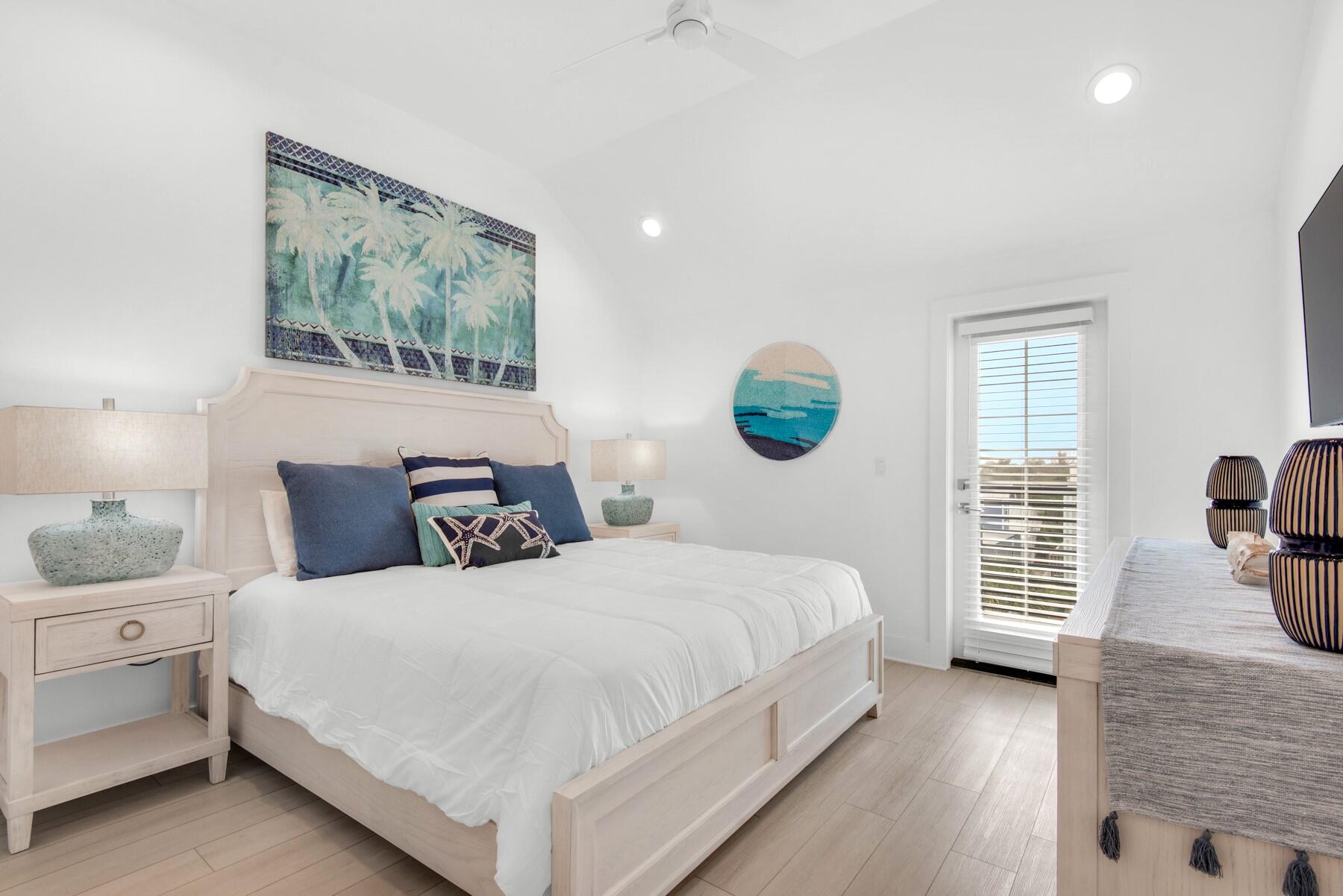 CRYSTAL BEACH - Residential