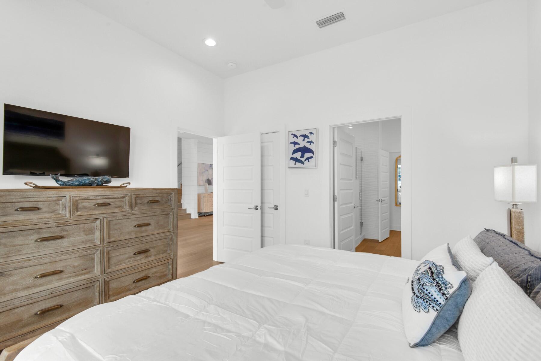 CRYSTAL BEACH - Residential