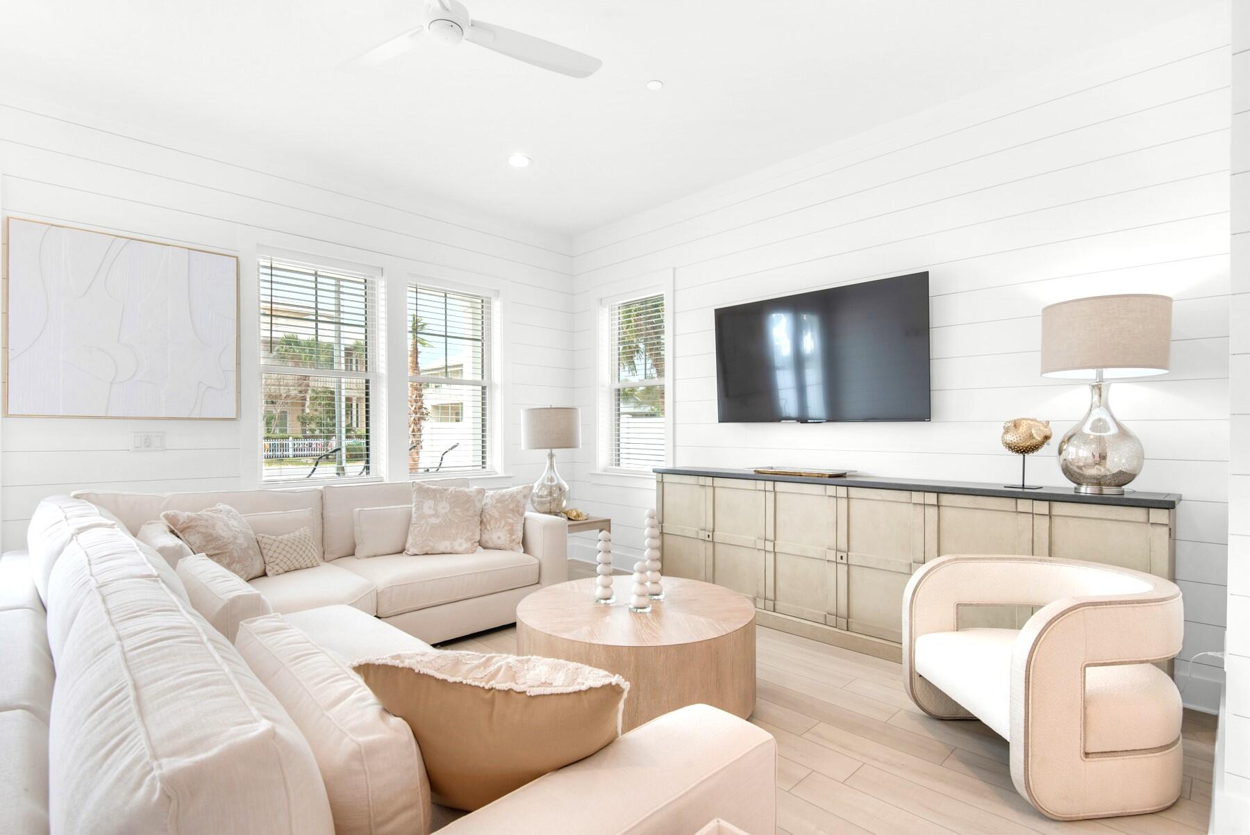 CRYSTAL BEACH - Residential