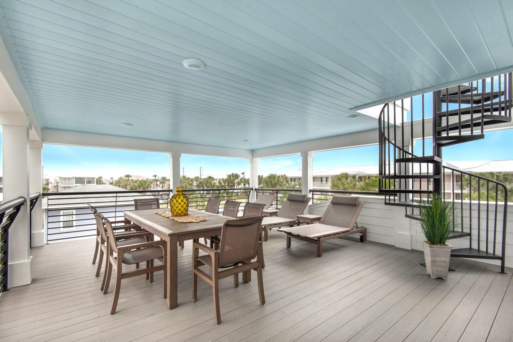 CRYSTAL BEACH - Residential