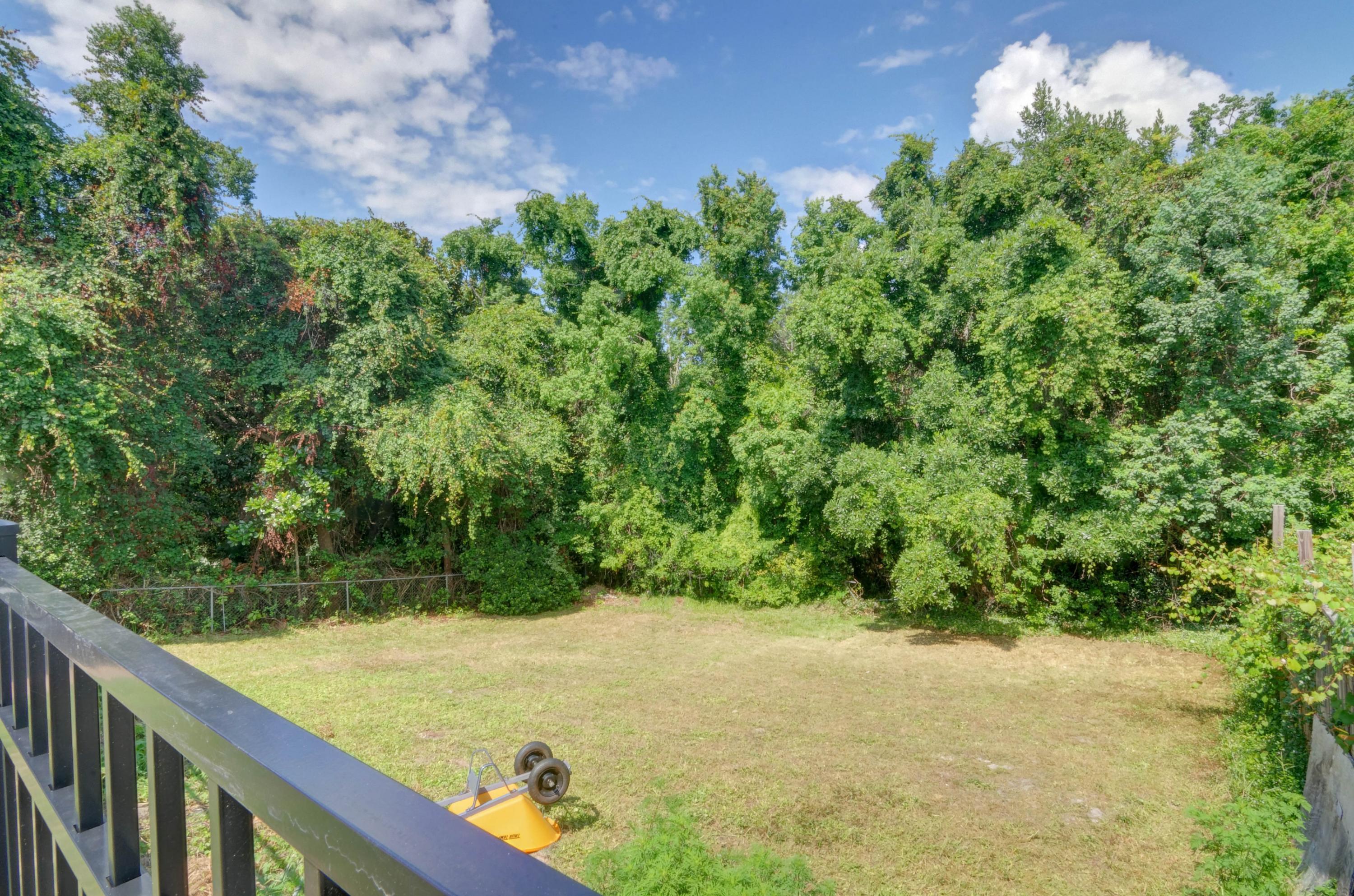 LAKE LORRAINE GARDENS - Residential