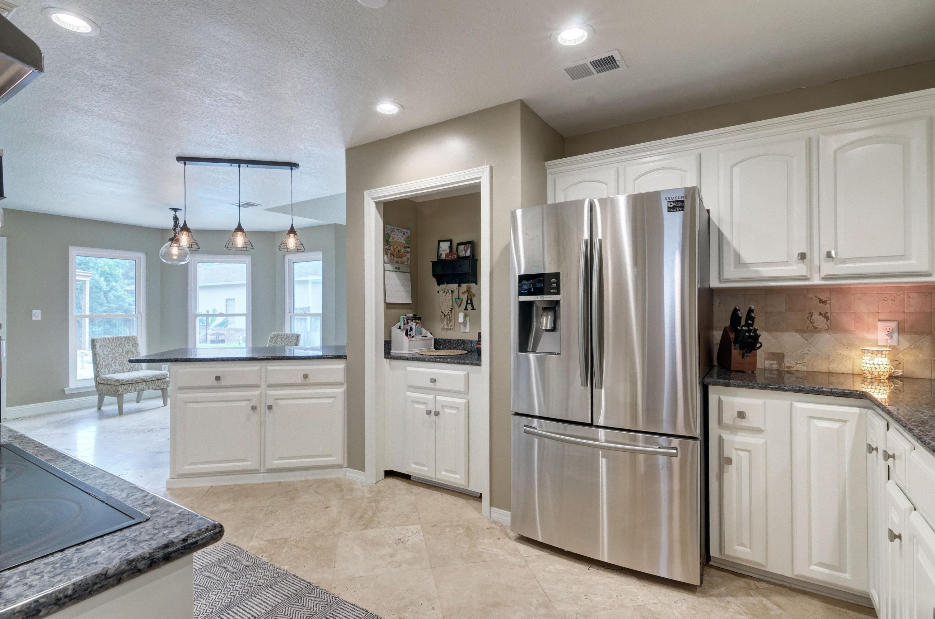 LAKE LORRAINE GARDENS - Residential