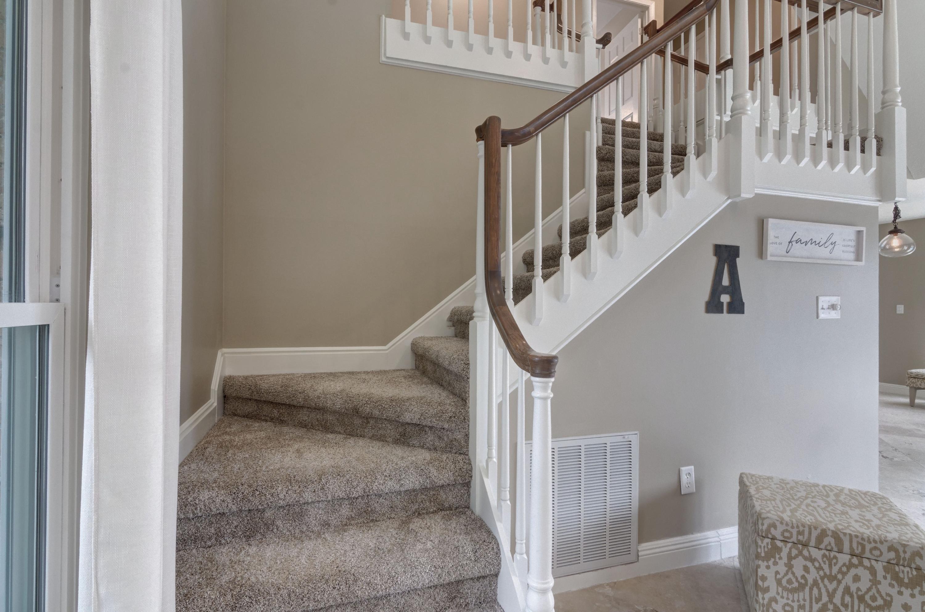 LAKE LORRAINE GARDENS - Residential