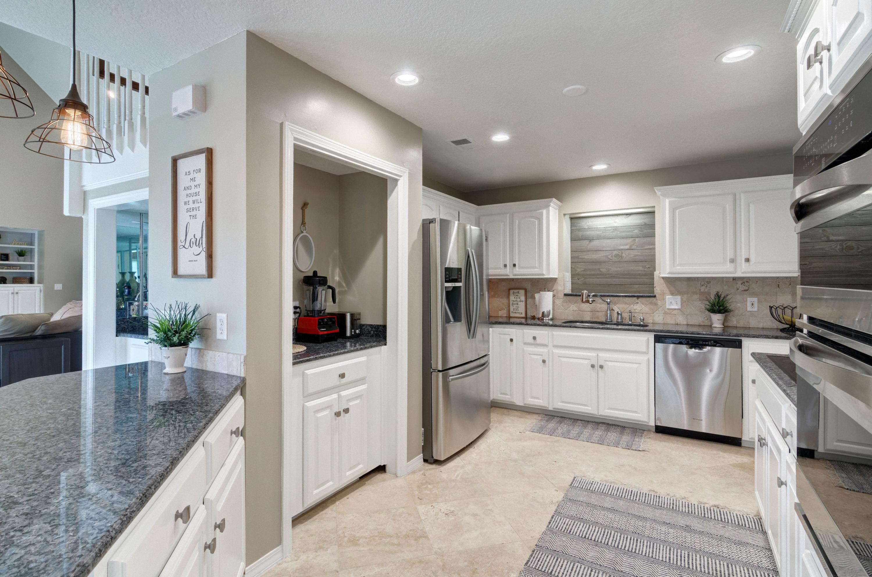 LAKE LORRAINE GARDENS - Residential