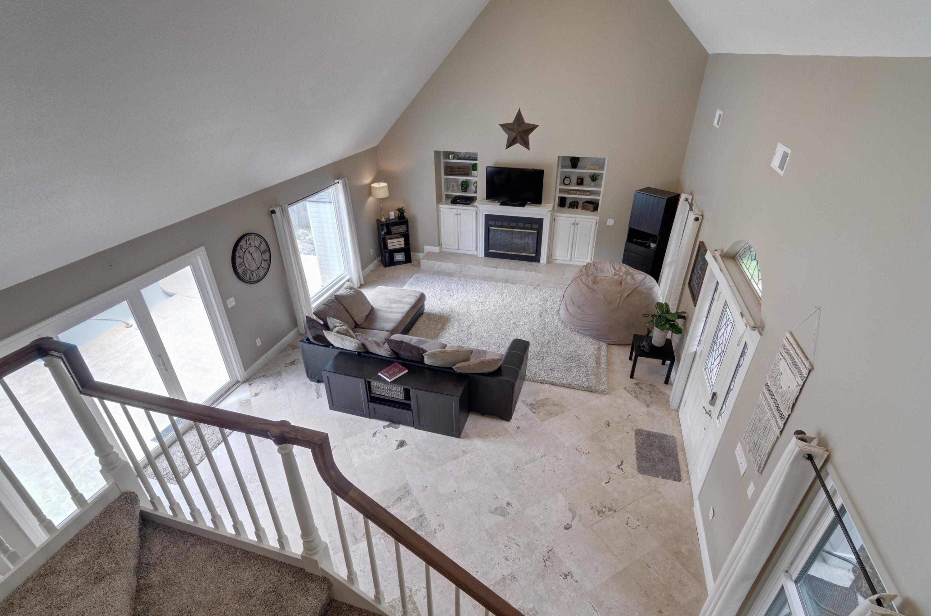 LAKE LORRAINE GARDENS - Residential