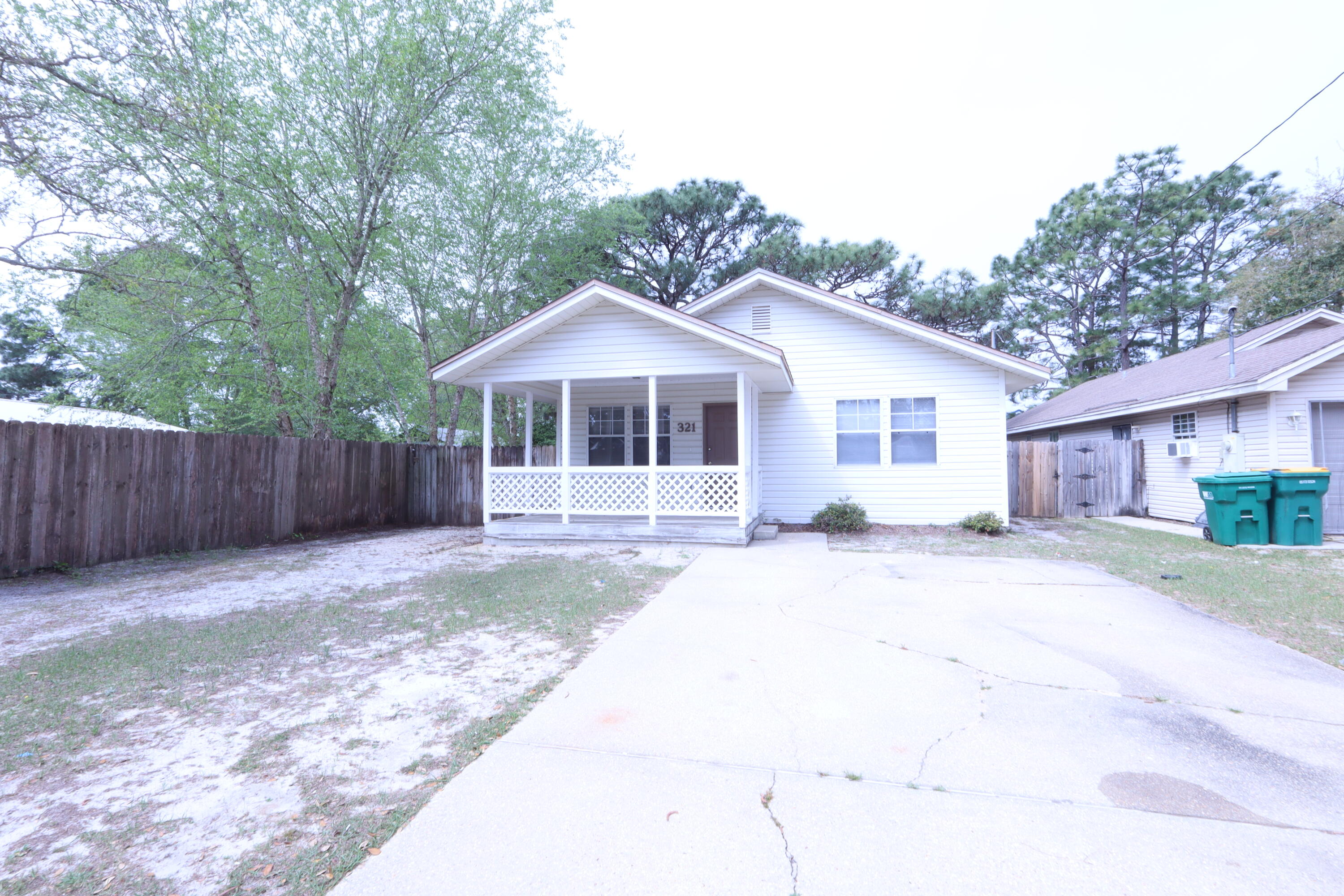 WYNNEHAVEN BEACH PATIO HOMES - Residential Lease