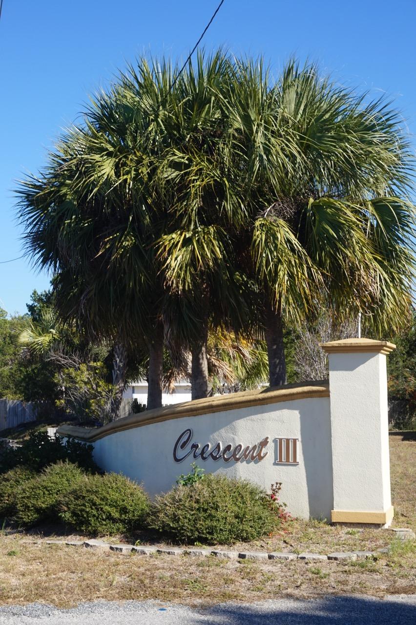 CRESCENT III - Residential