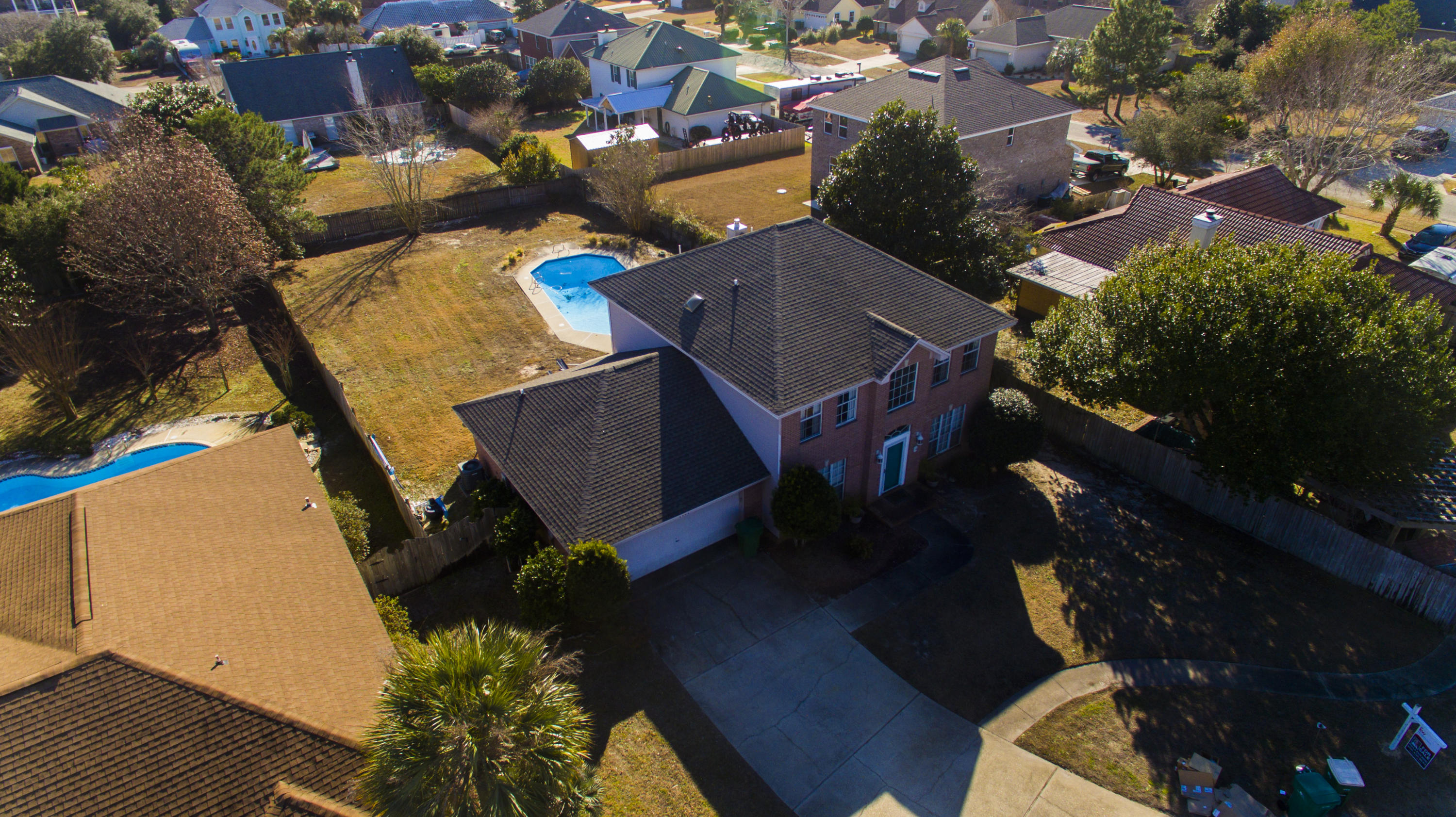 CRESCENT III - Residential