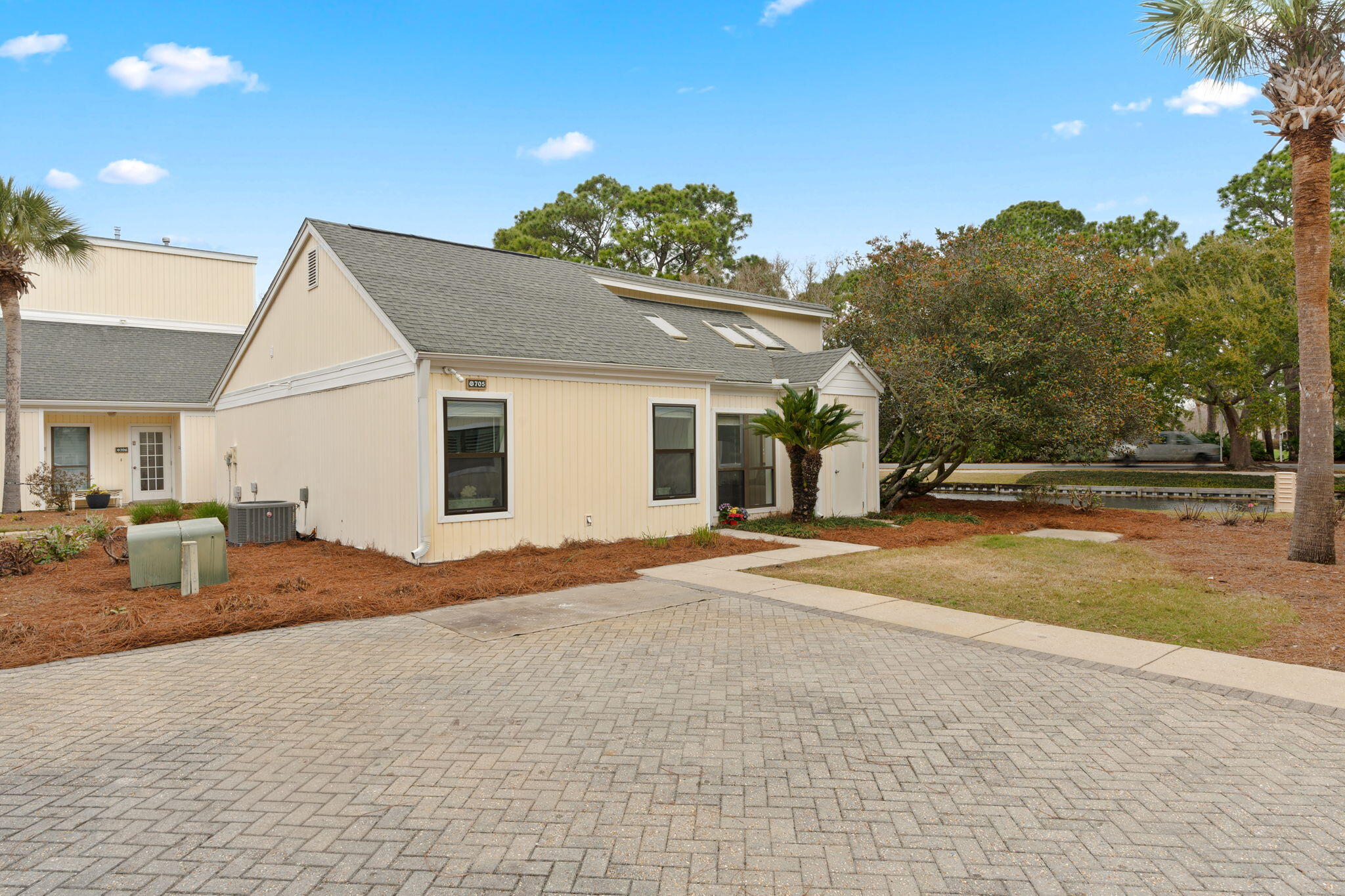 SANDPIPER VILLAGE CONDO - Residential