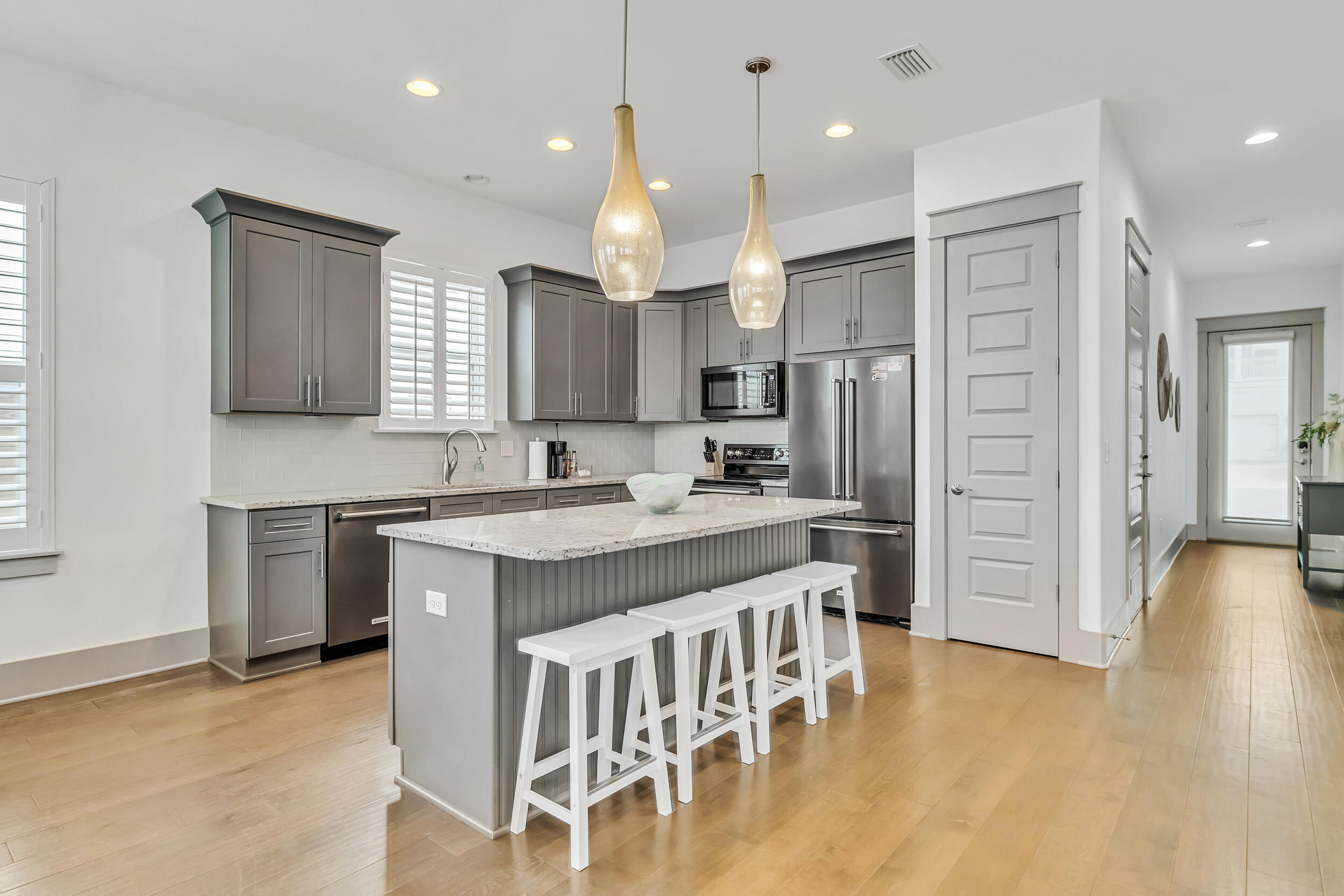 FRANGISTA BEACH 2ND ADDN - Residential