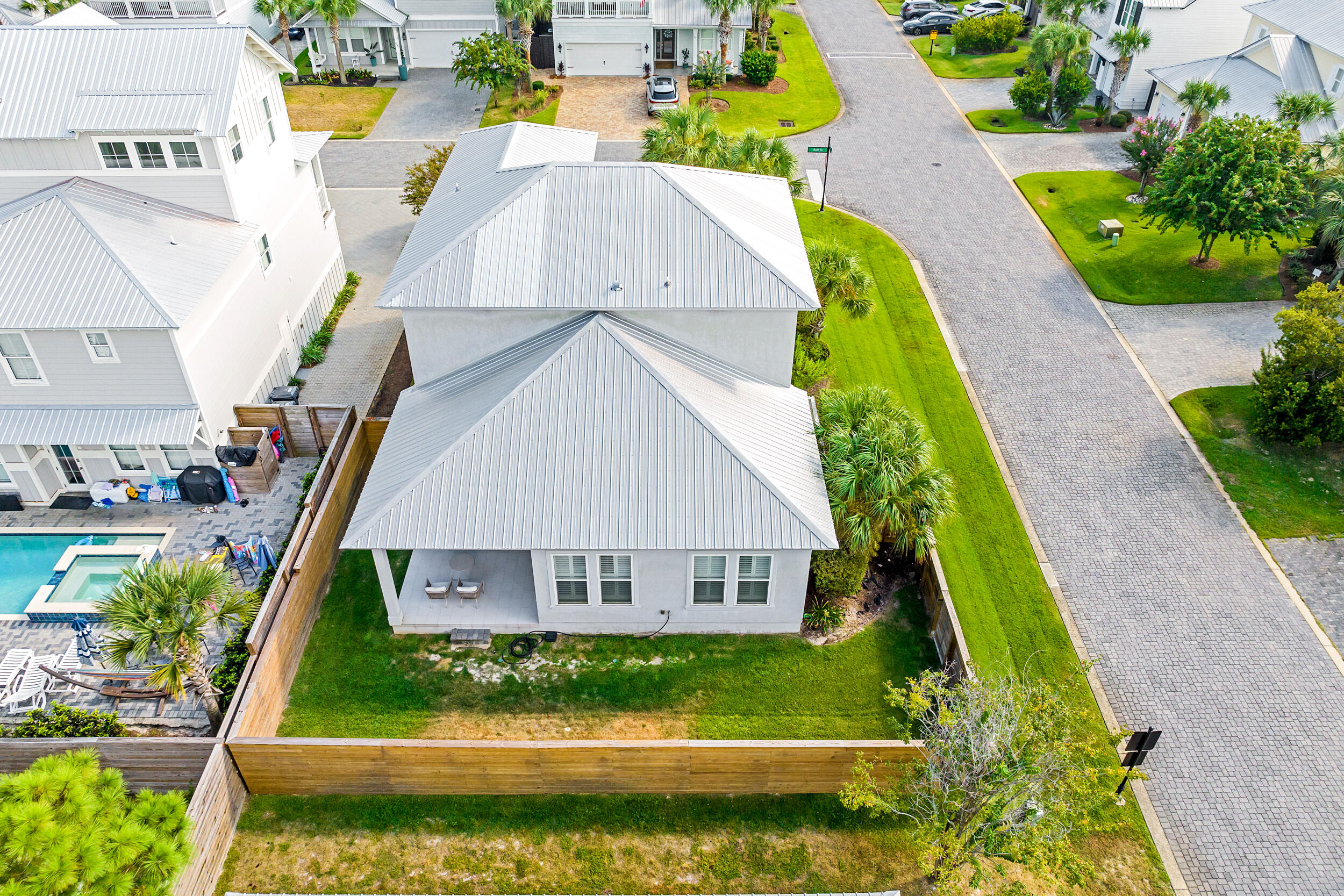 FRANGISTA BEACH 2ND ADDN - Residential