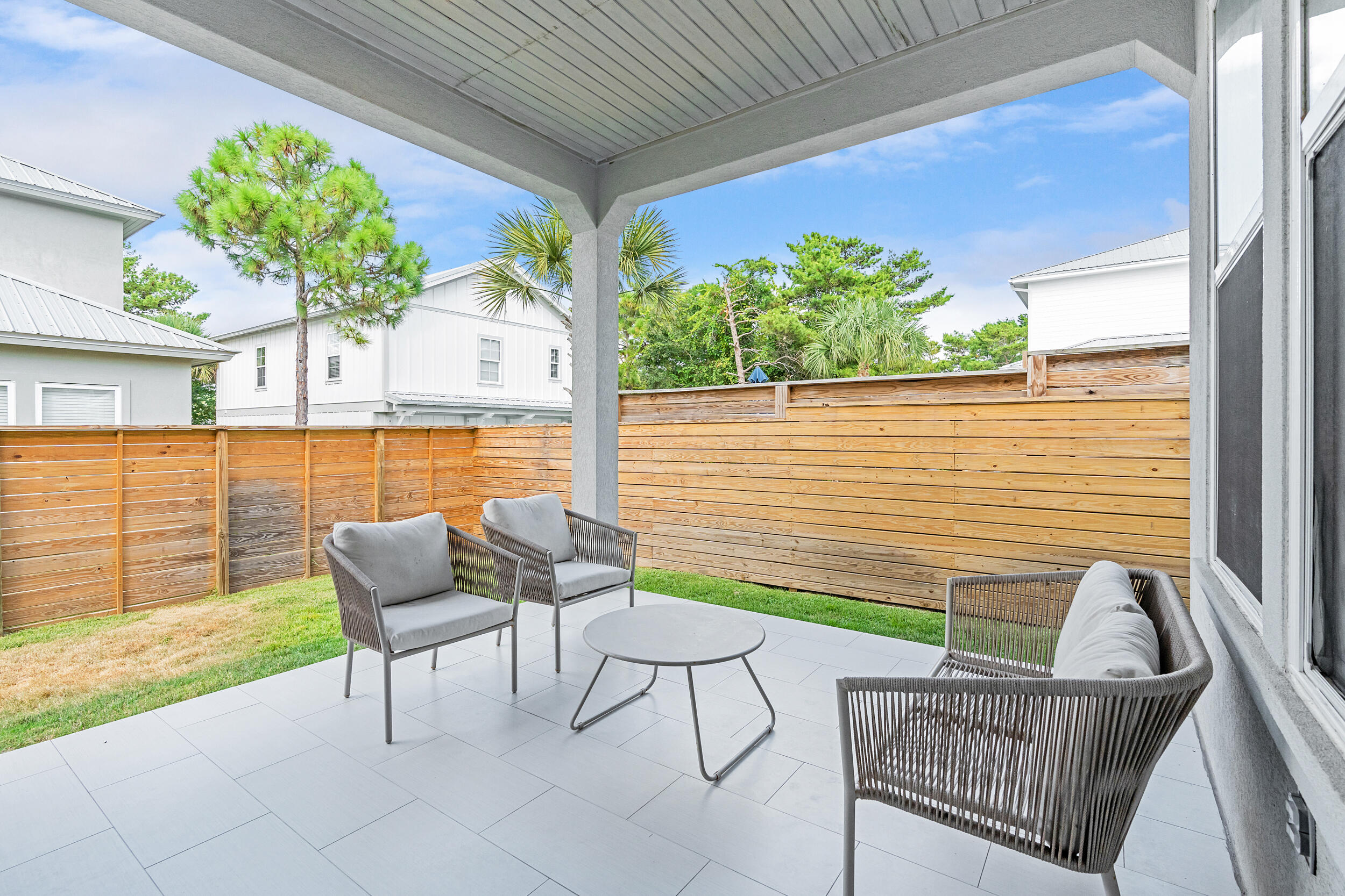 FRANGISTA BEACH 2ND ADDN - Residential