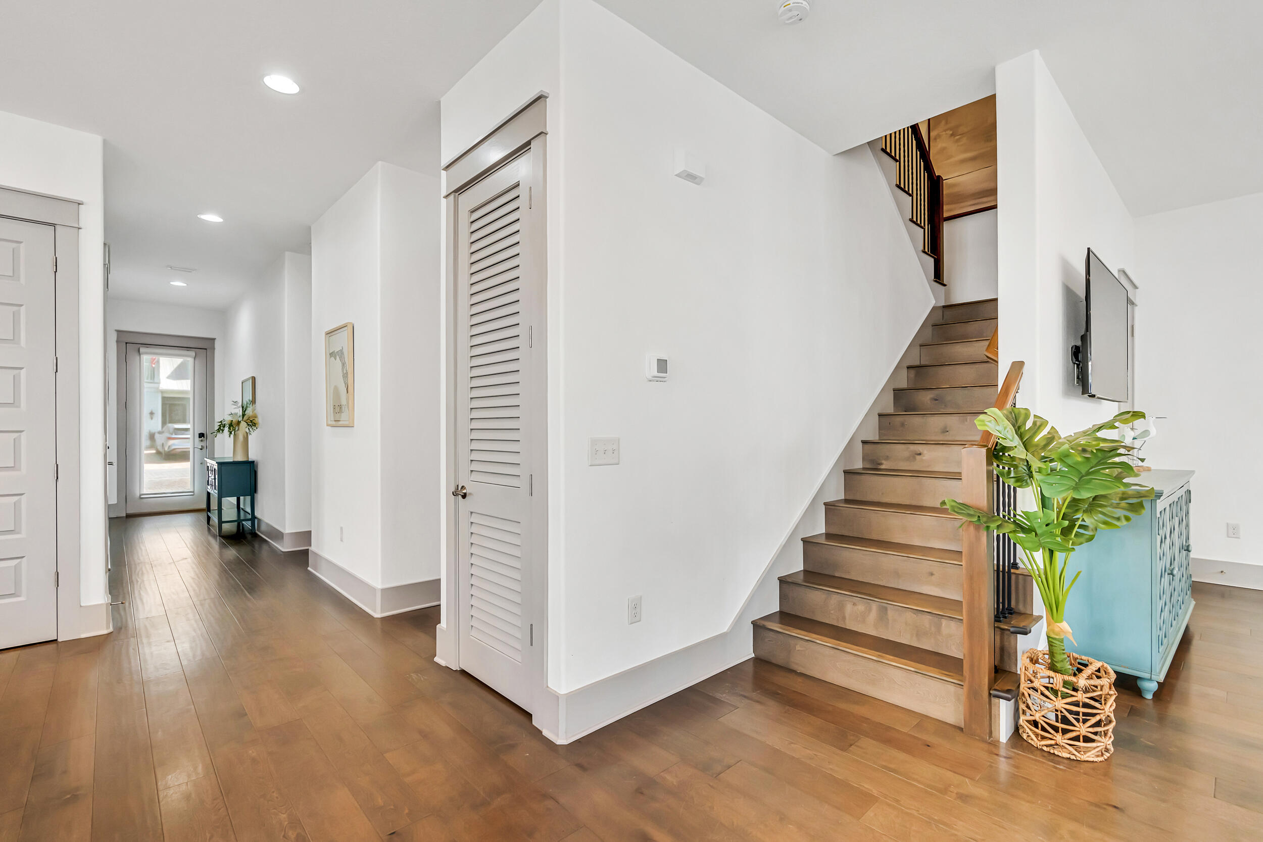 FRANGISTA BEACH 2ND ADDN - Residential