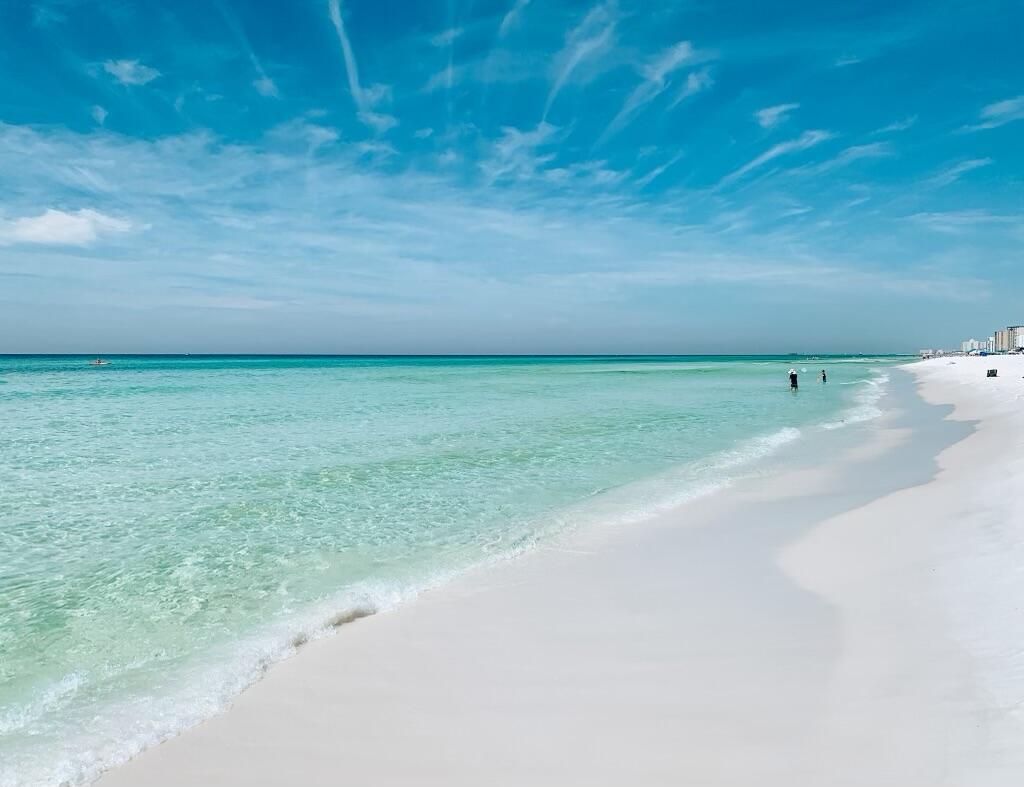 TURNBERRY VILLAS CONDO - Residential