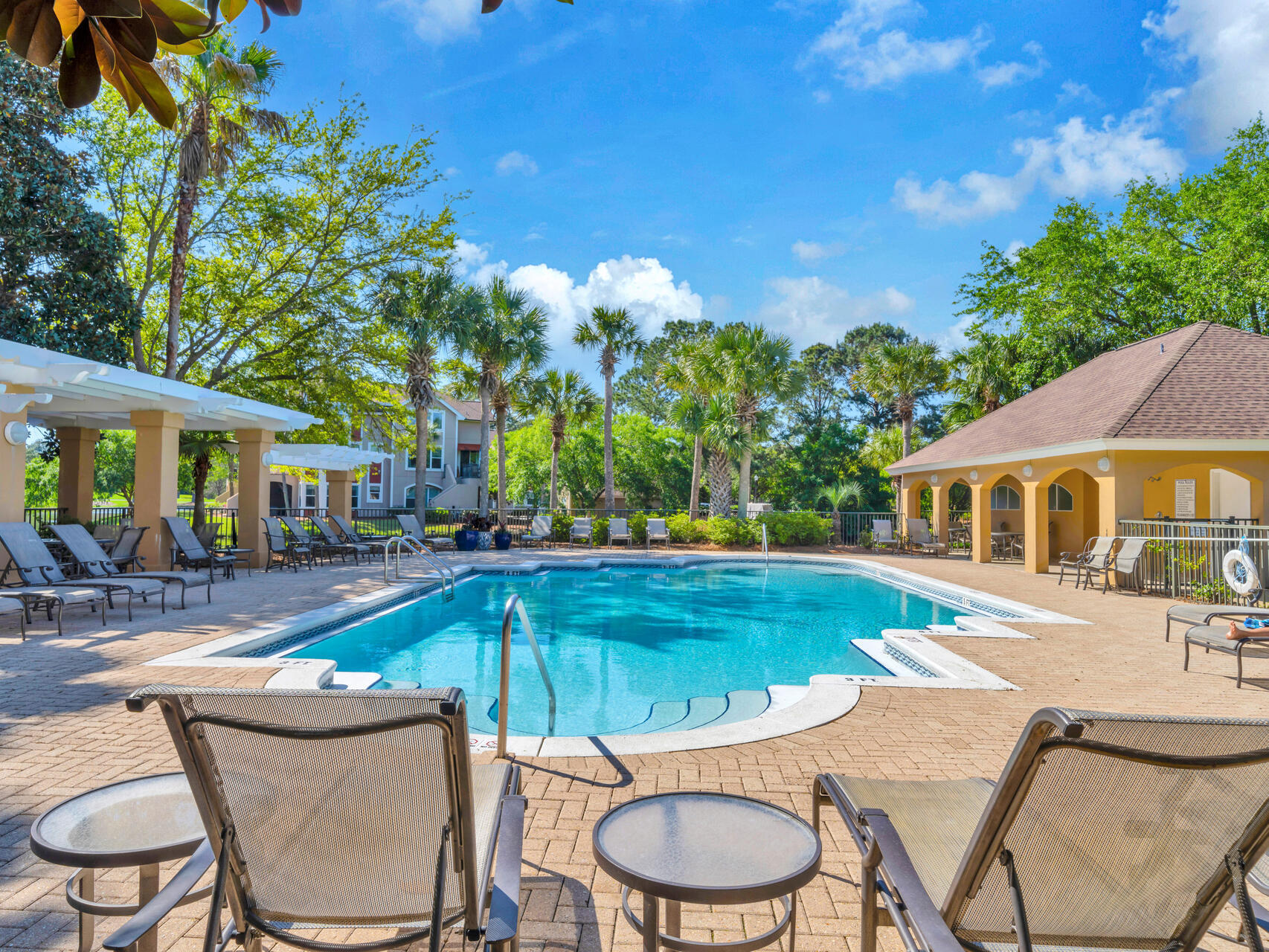 TURNBERRY VILLAS CONDO - Residential