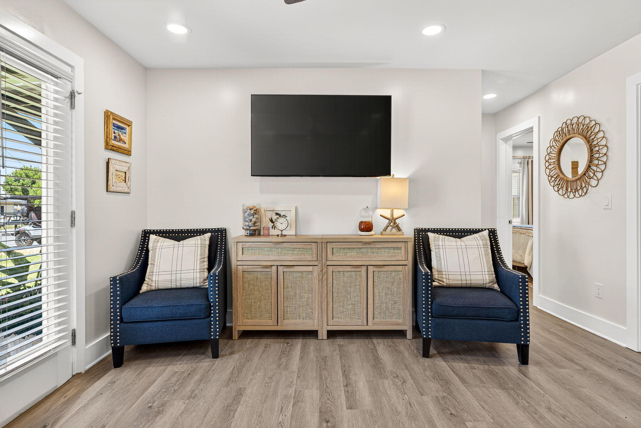 RIVIERA BEACH - Residential