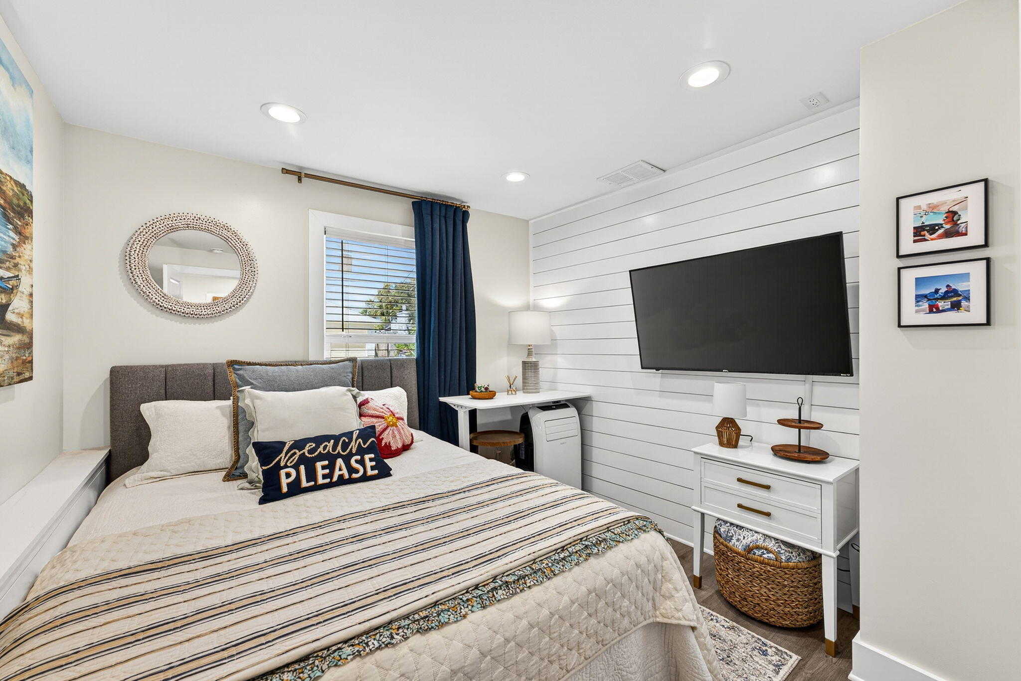 RIVIERA BEACH - Residential